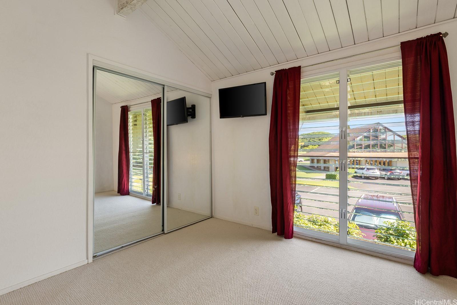 MTA townhouse # 43, Mililani, Hawaii - photo 12 of 17