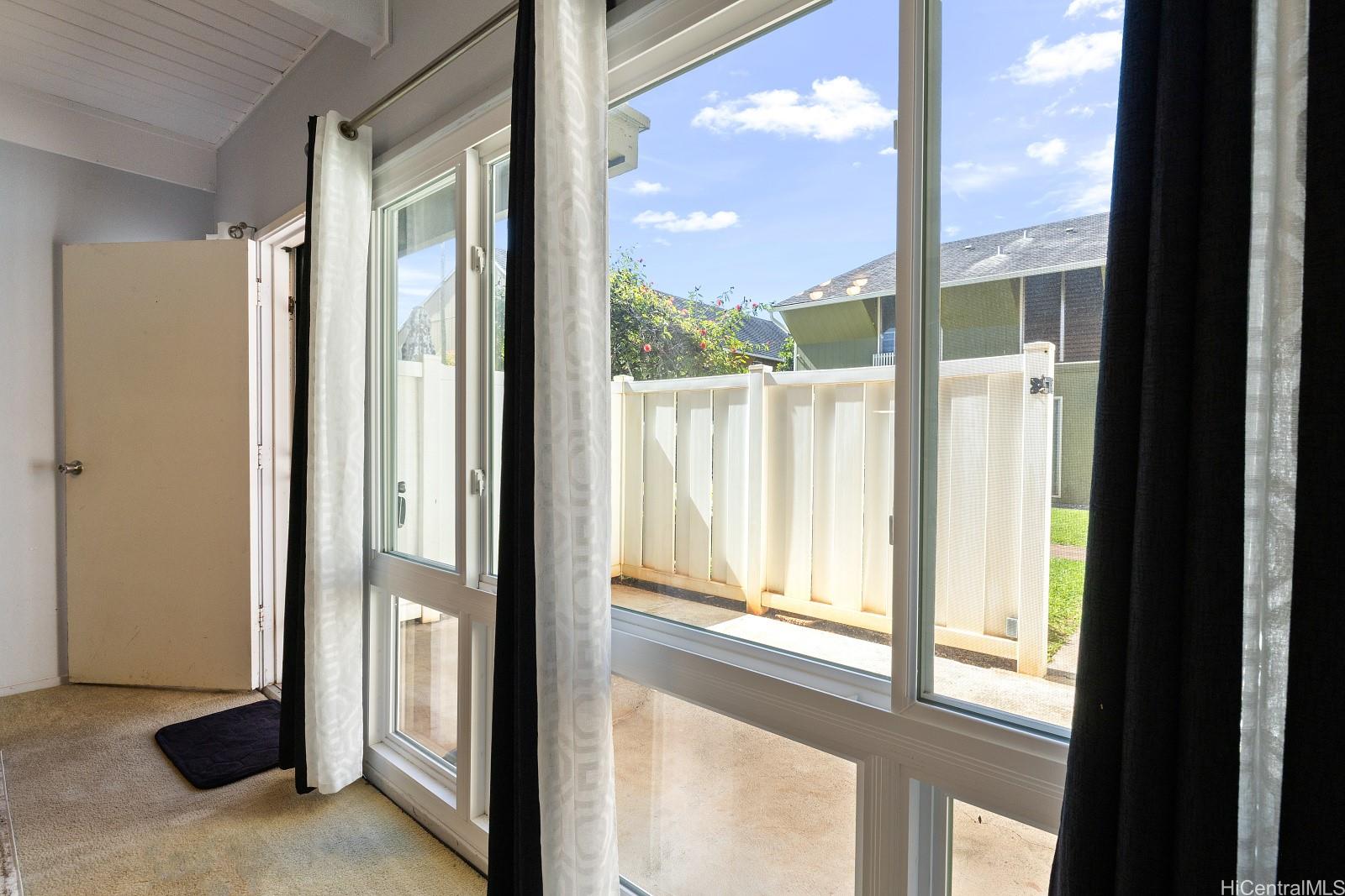 MTA townhouse # 43, Mililani, Hawaii - photo 5 of 17