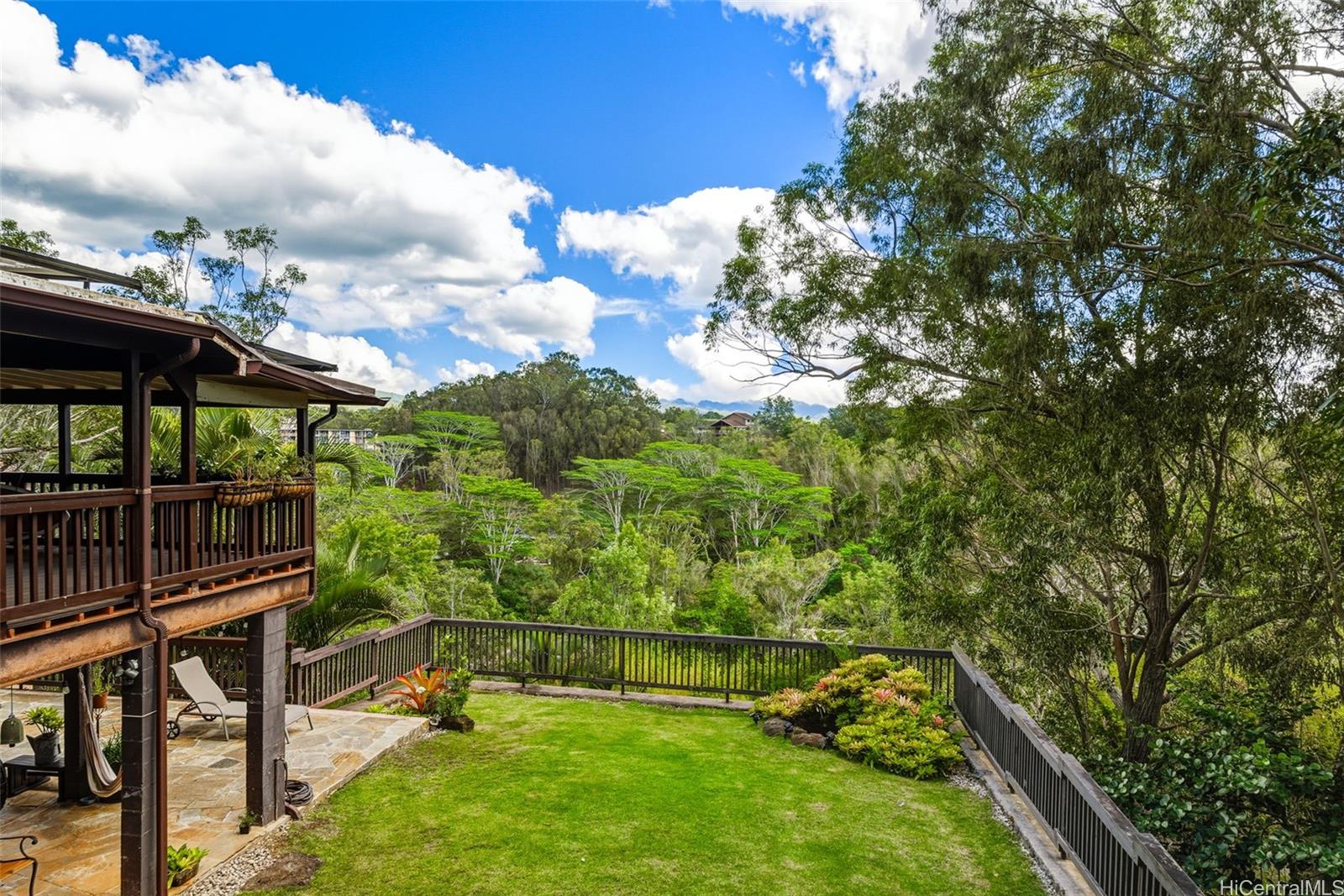 95-170  Waikalani Drive Waipio Acres/waikalani Woodlands, Central home - photo 22 of 25