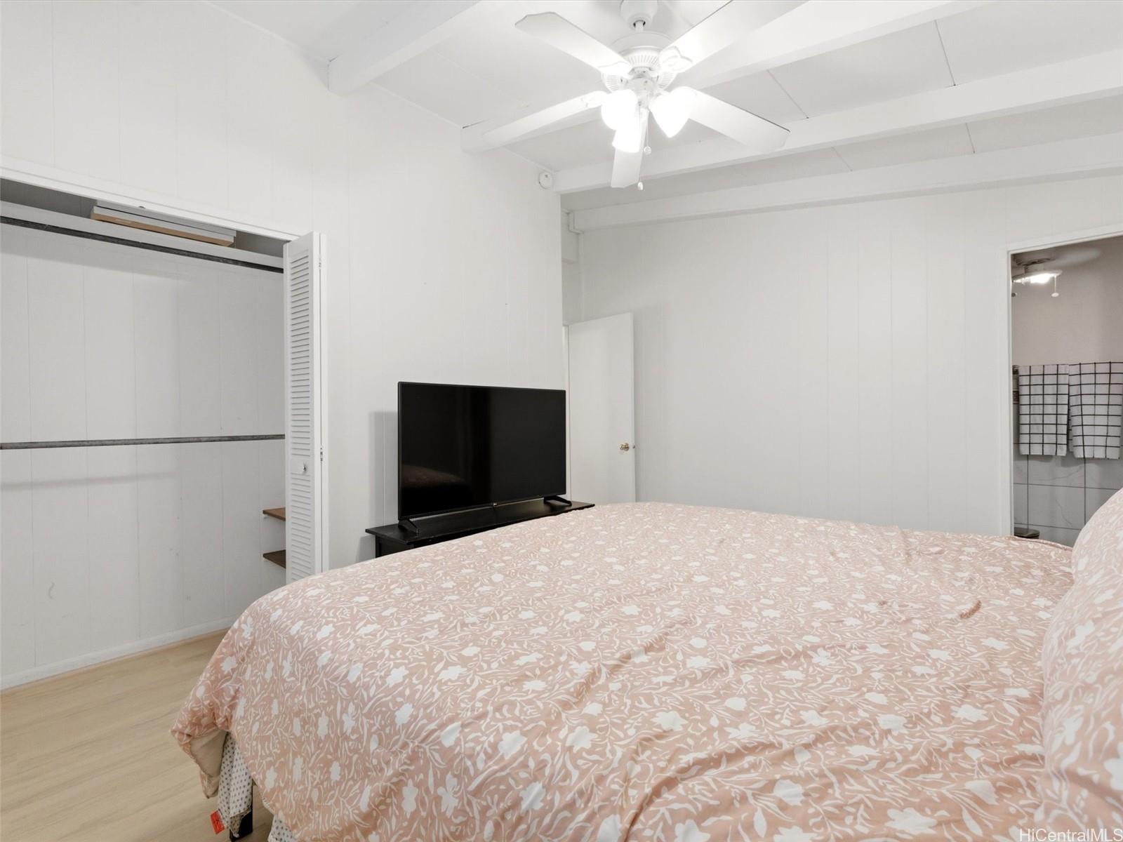 952  Holoholo Street Enchanted Lake, Kailua home - photo 12 of 25