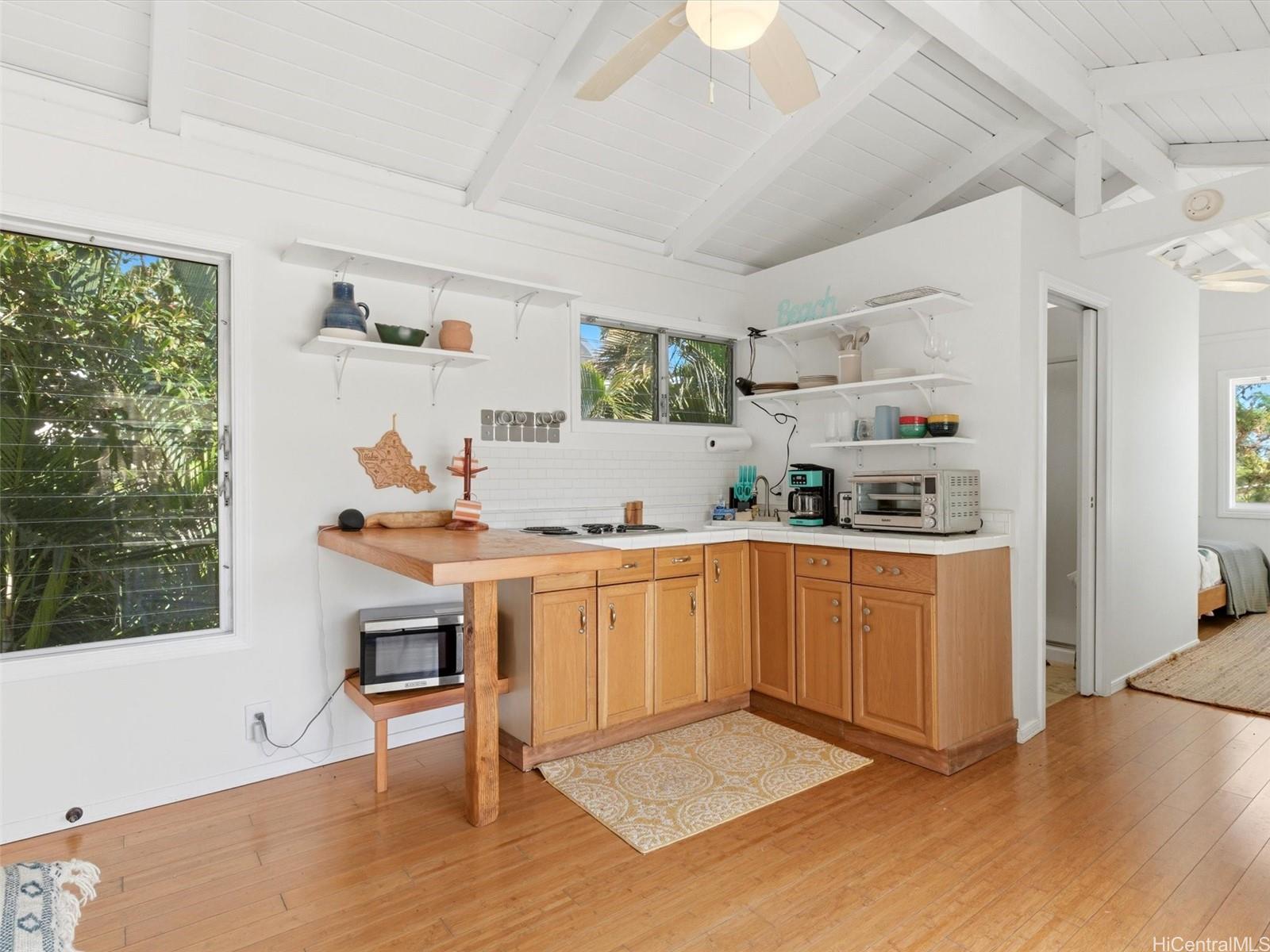 952  Holoholo Street Enchanted Lake, Kailua home - photo 20 of 25