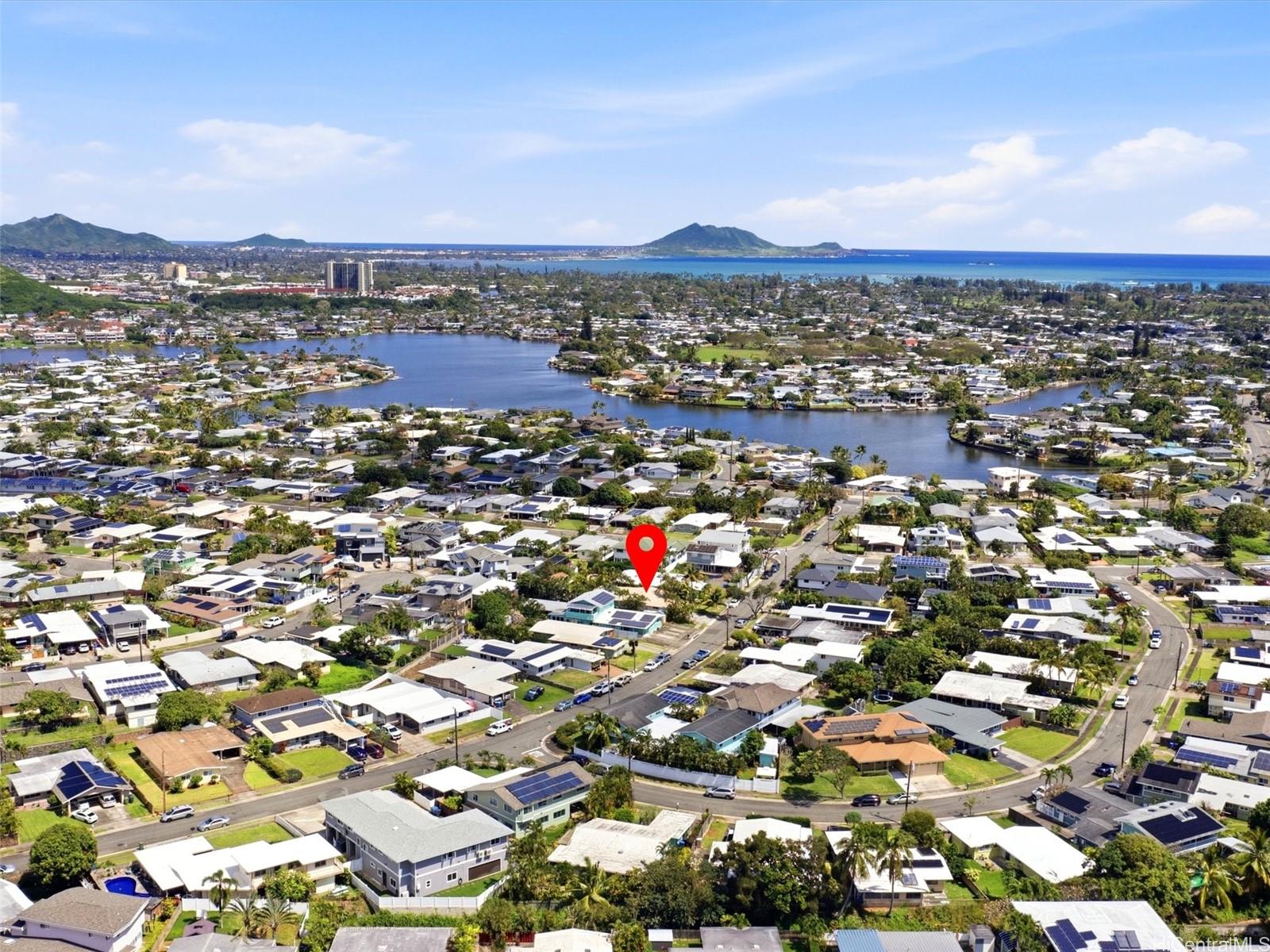 952  Holoholo Street Enchanted Lake, Kailua home - photo 24 of 25