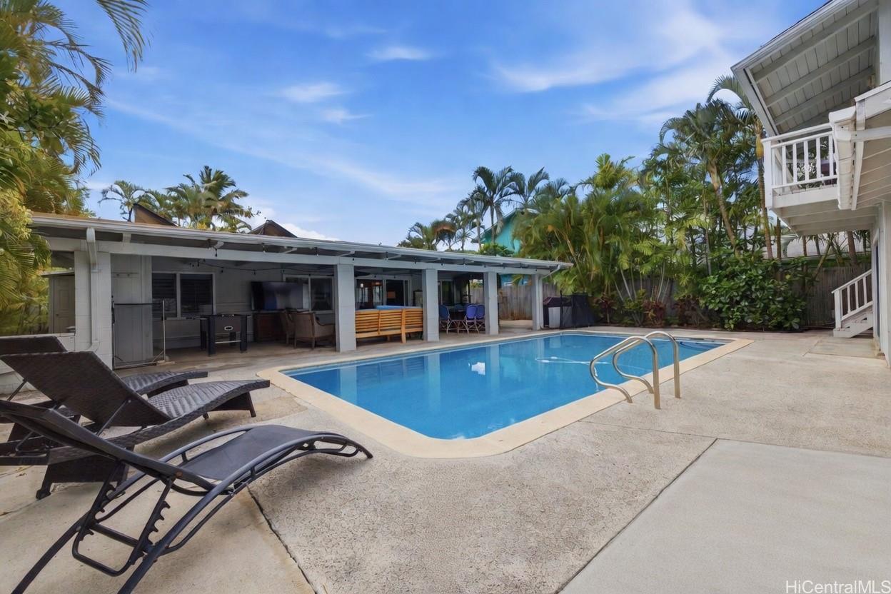 952  Holoholo Street Enchanted Lake, Kailua home - photo 24 of 25