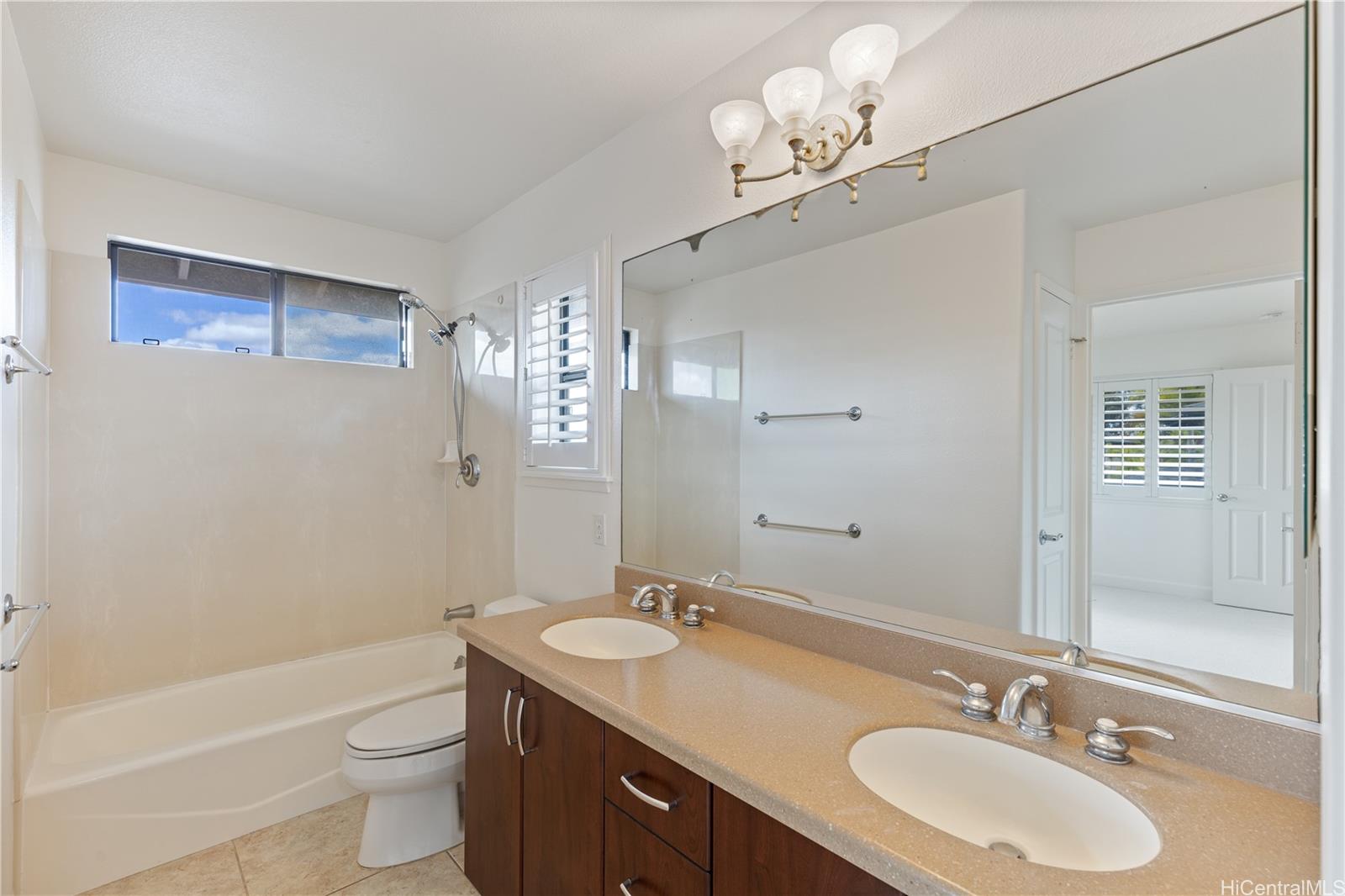 95-204  Haunone Place Mililani Mauka, Central home - photo 22 of 25