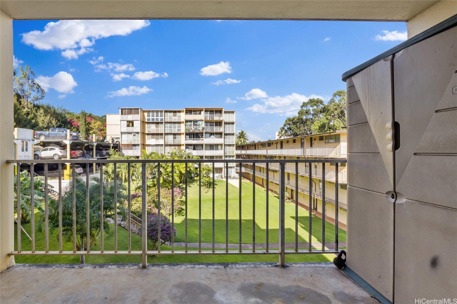 Ridgecrest-Melemanu condo # D303, Mililani, Hawaii - photo 20 of 23