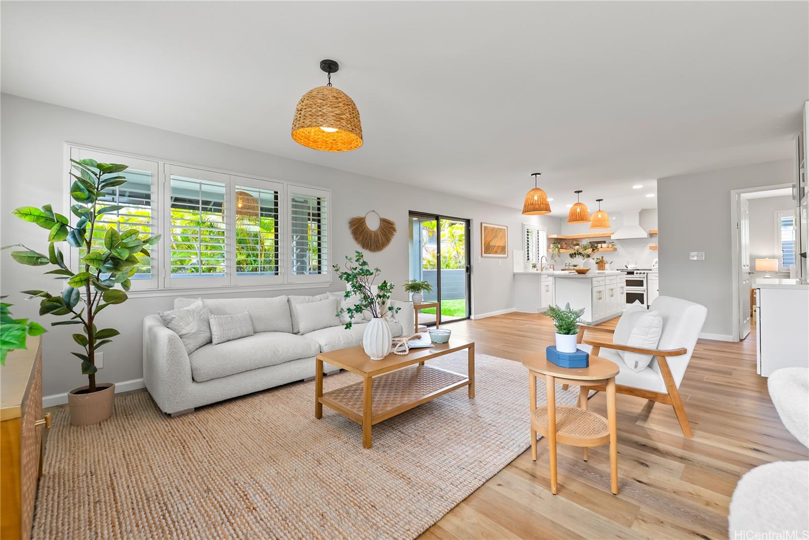 95-205  Kemu Place Mililani Mauka, Central home - photo 8 of 25