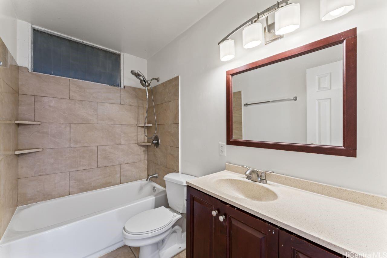 95-2057 Waikalani Pl townhouse # C105, Mililani, Hawaii - photo 17 of 25