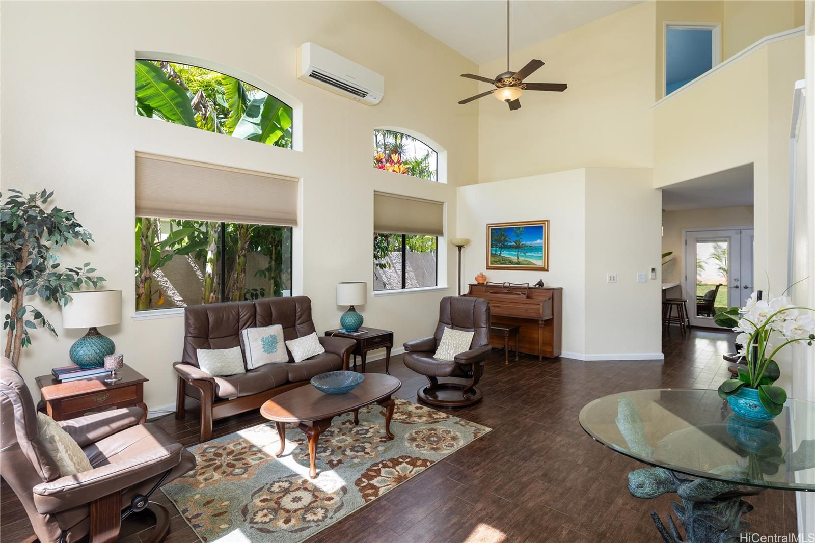 95-210  Kuauna Place Mililani Mauka, Central home - photo 2 of 25