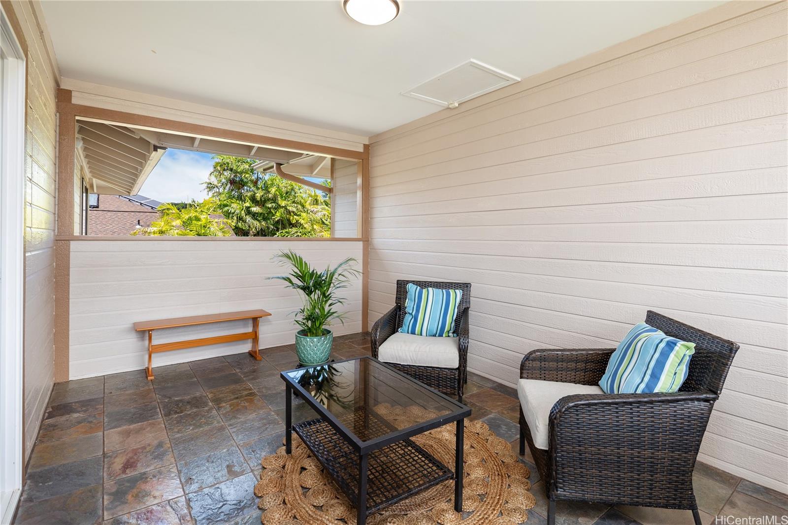 95-210  Kuauna Place Mililani Mauka, Central home - photo 13 of 23