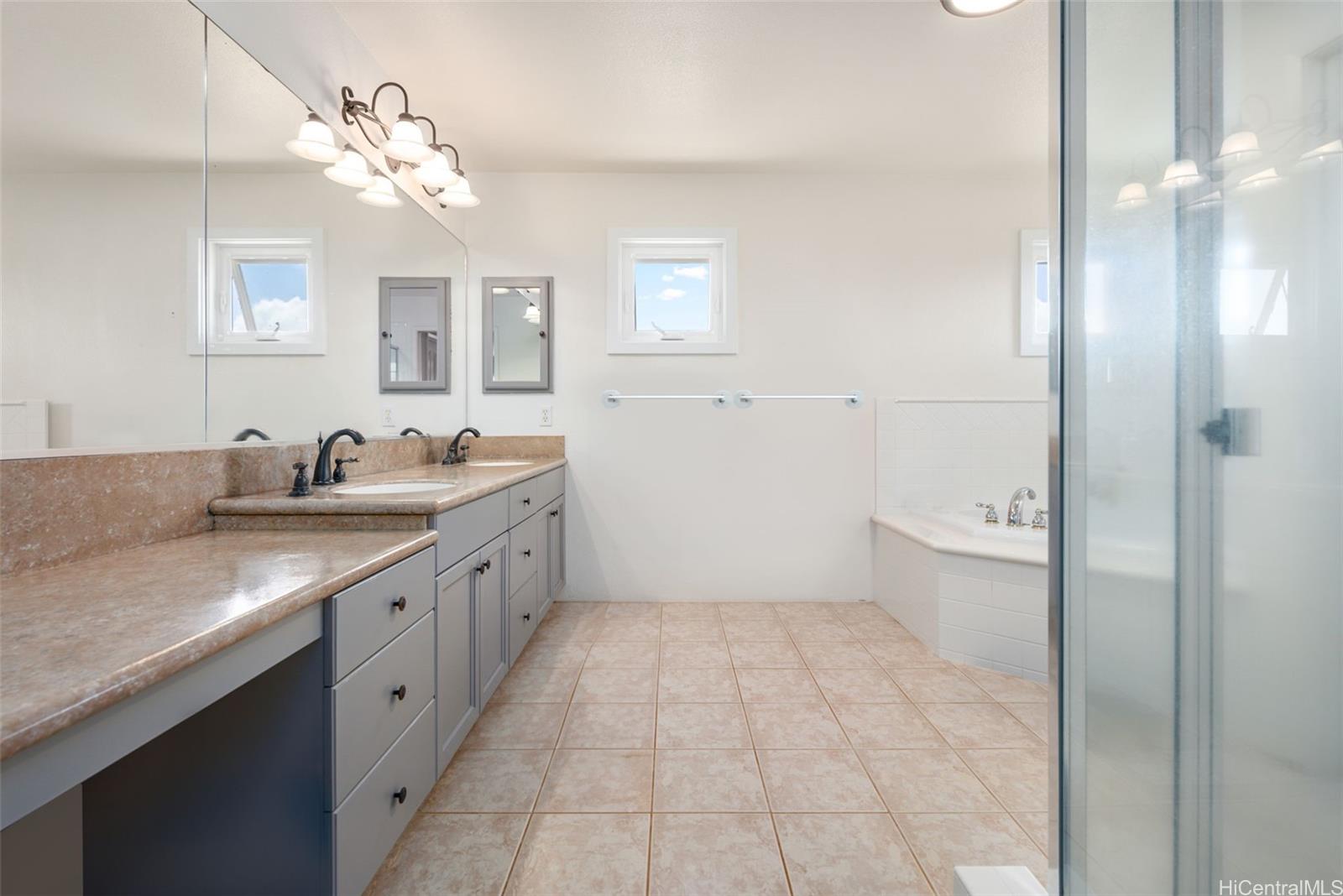 95-212 Haalilo Pl Mililani - Rental - photo 17 of 25