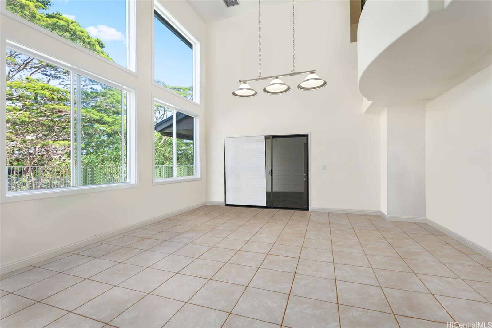 95-212 Haalilo Pl Mililani - Rental - photo 7 of 25