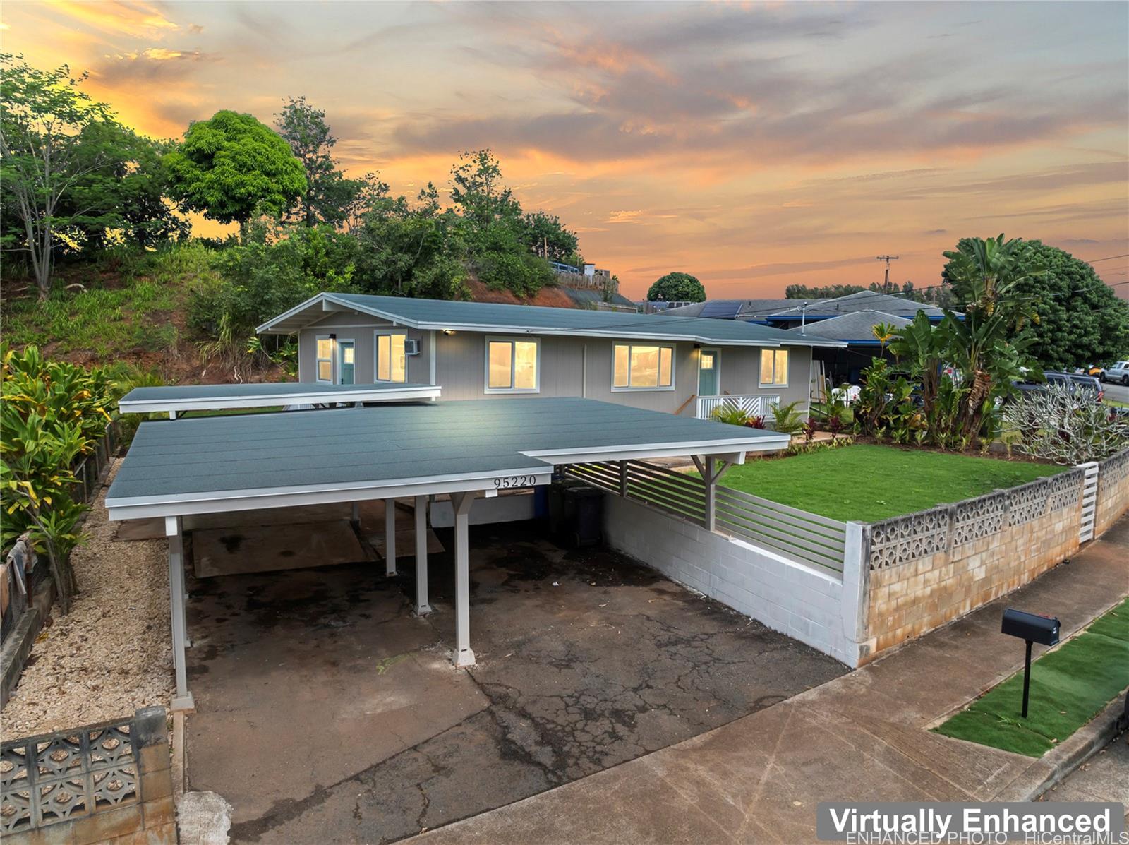 95-220  Wailawa Street Waipio Acres/waikalani Woodlands, Central home - photo 4 of 23