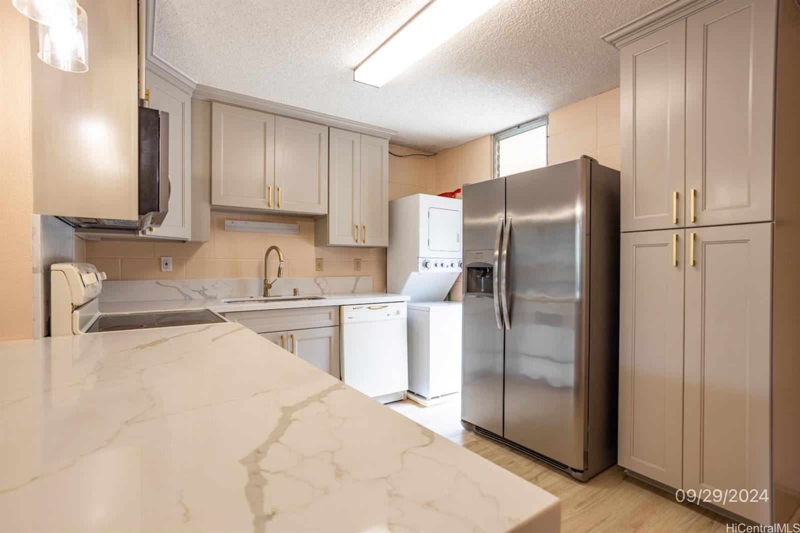 95-227 Waikalani Dr Mililani - Rental - photo 14 of 17