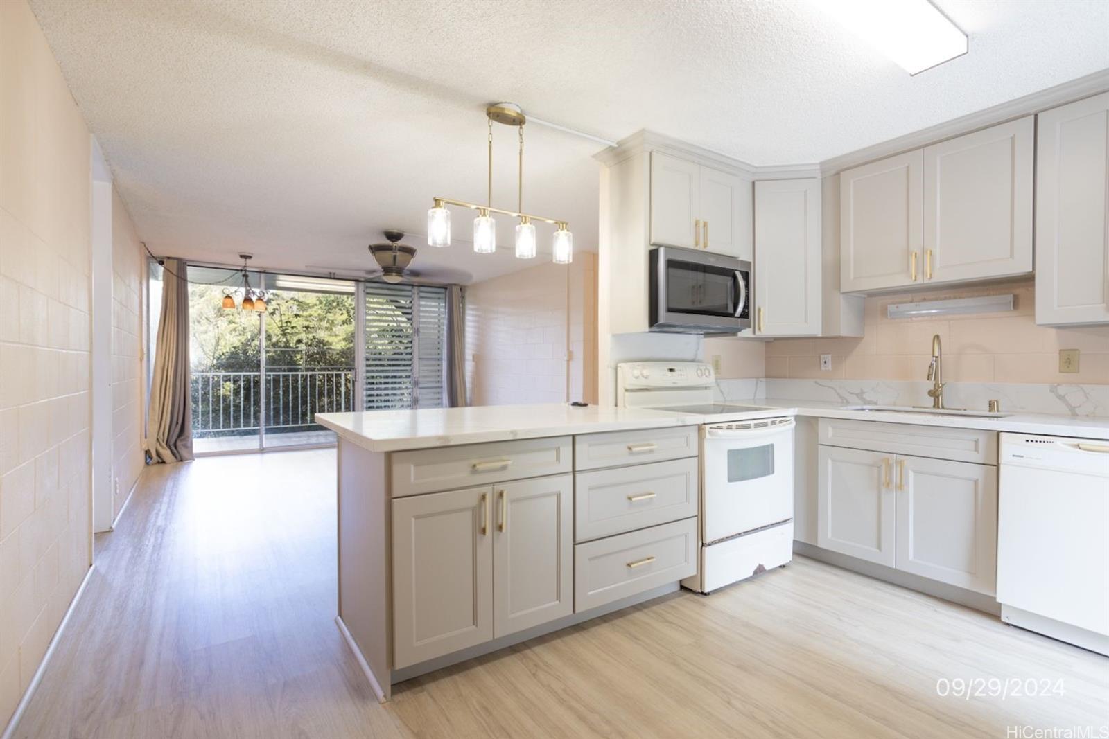 95-227 Waikalani Dr Mililani - Rental - photo 3 of 17