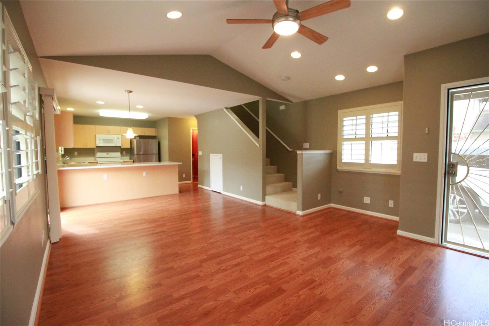 95-230 Halepule Pl Honolulu - Rental - photo 2 of 14