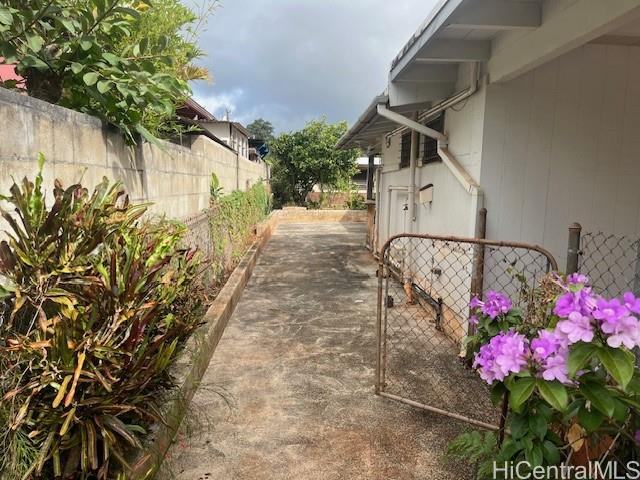 95-233  Waipoo Street Waipio Acres/waikalani Woodlands, Central home - photo 14 of 14