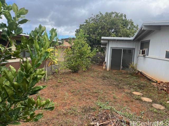 95-233  Waipoo Street Waipio Acres/waikalani Woodlands, Central home - photo 4 of 14