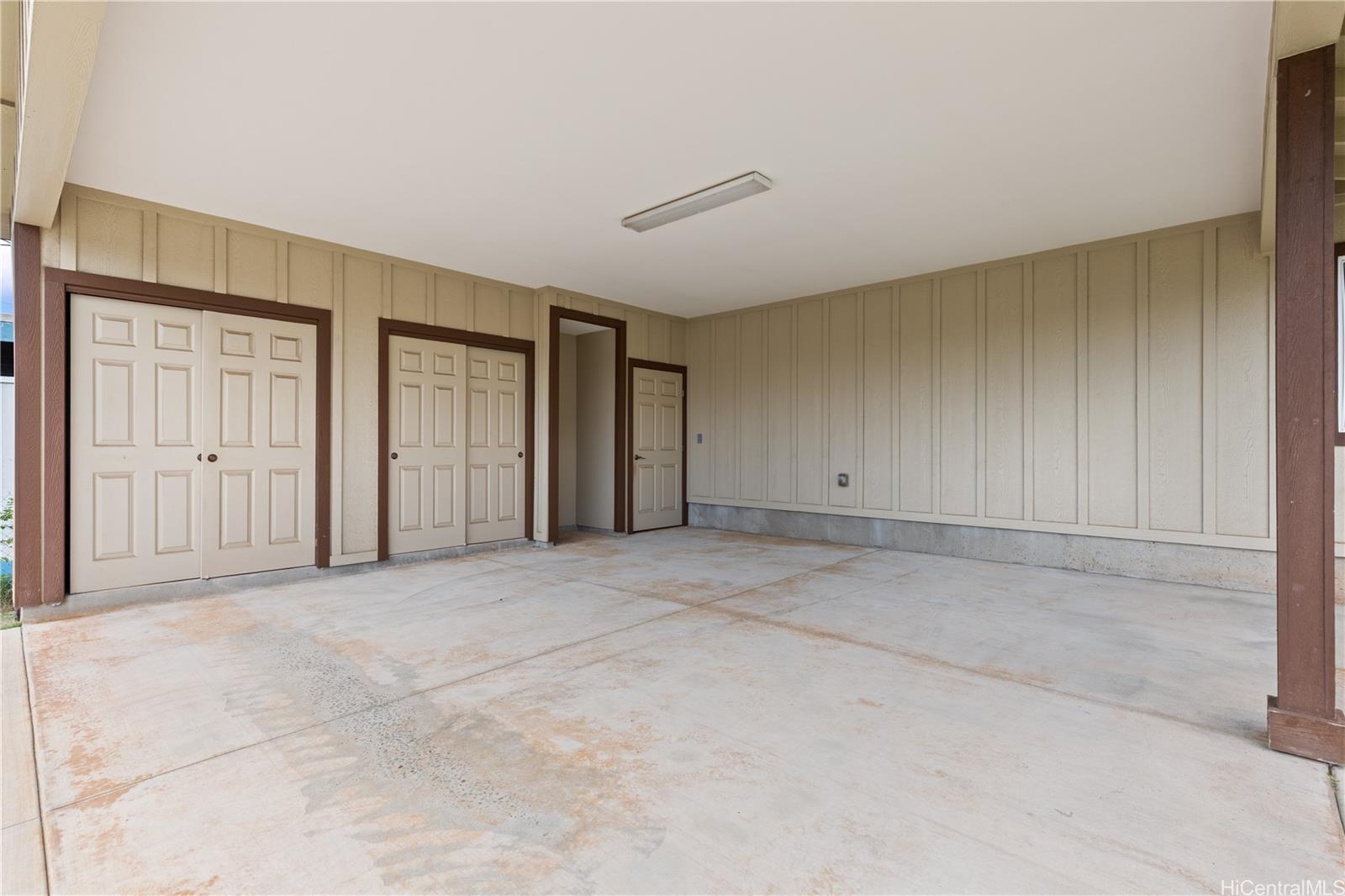 95-246  Wailawa Street Waipio Acres/waikalani Woodlands, Central home - photo 3 of 23