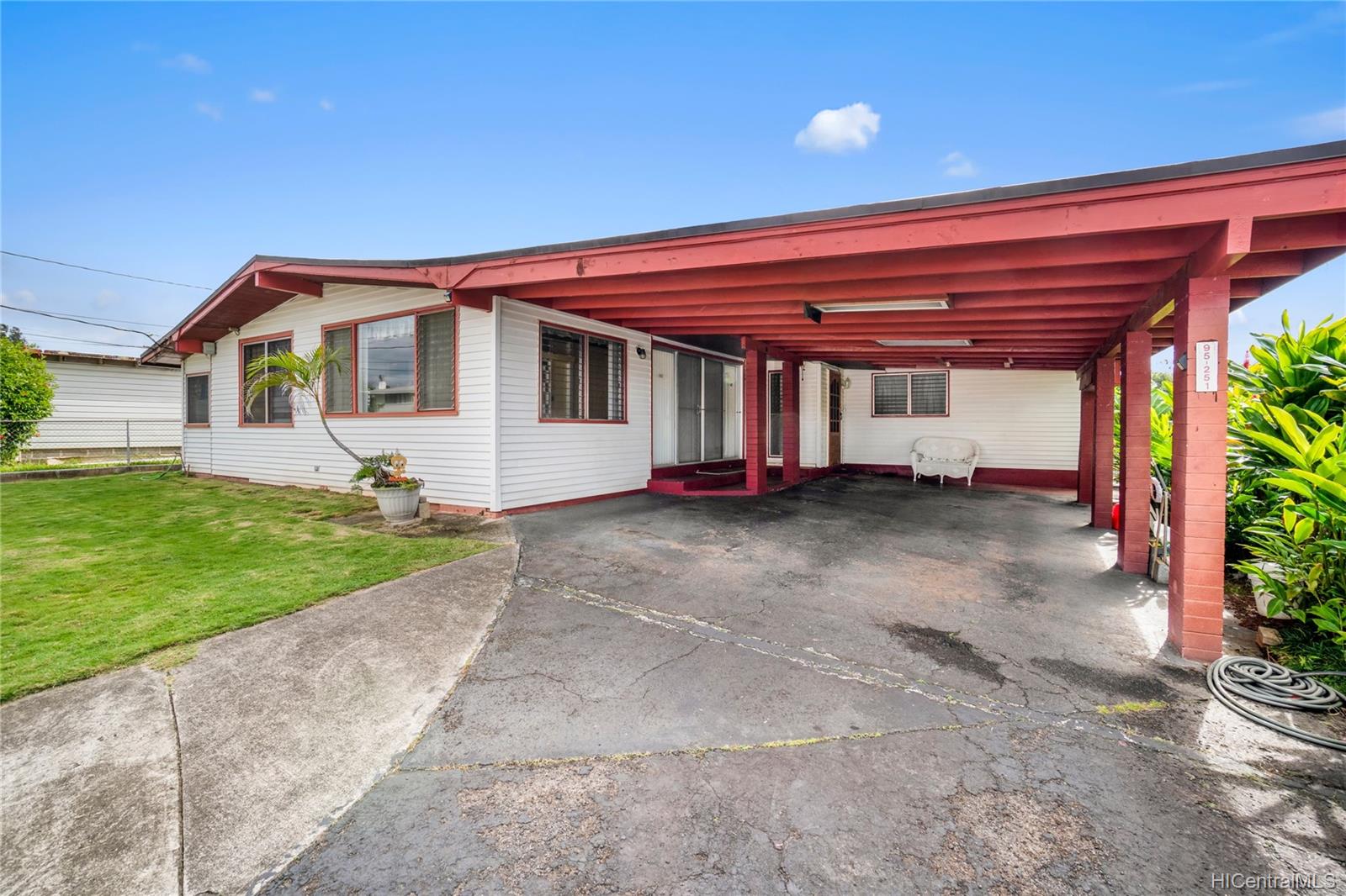 95251 Waipoo Street , Mililani, Hi 96789 home Waipio Acres/waikalani