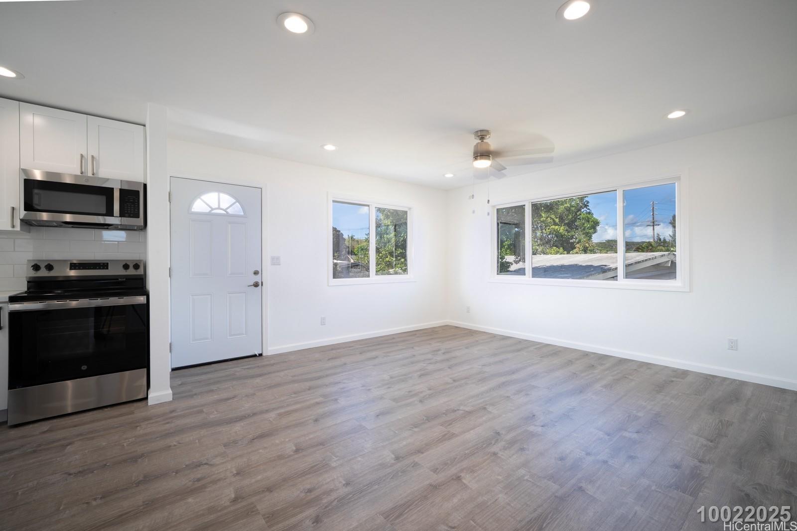 95-252 Waipoo Street Mililani - Rental - photo 9 of 18