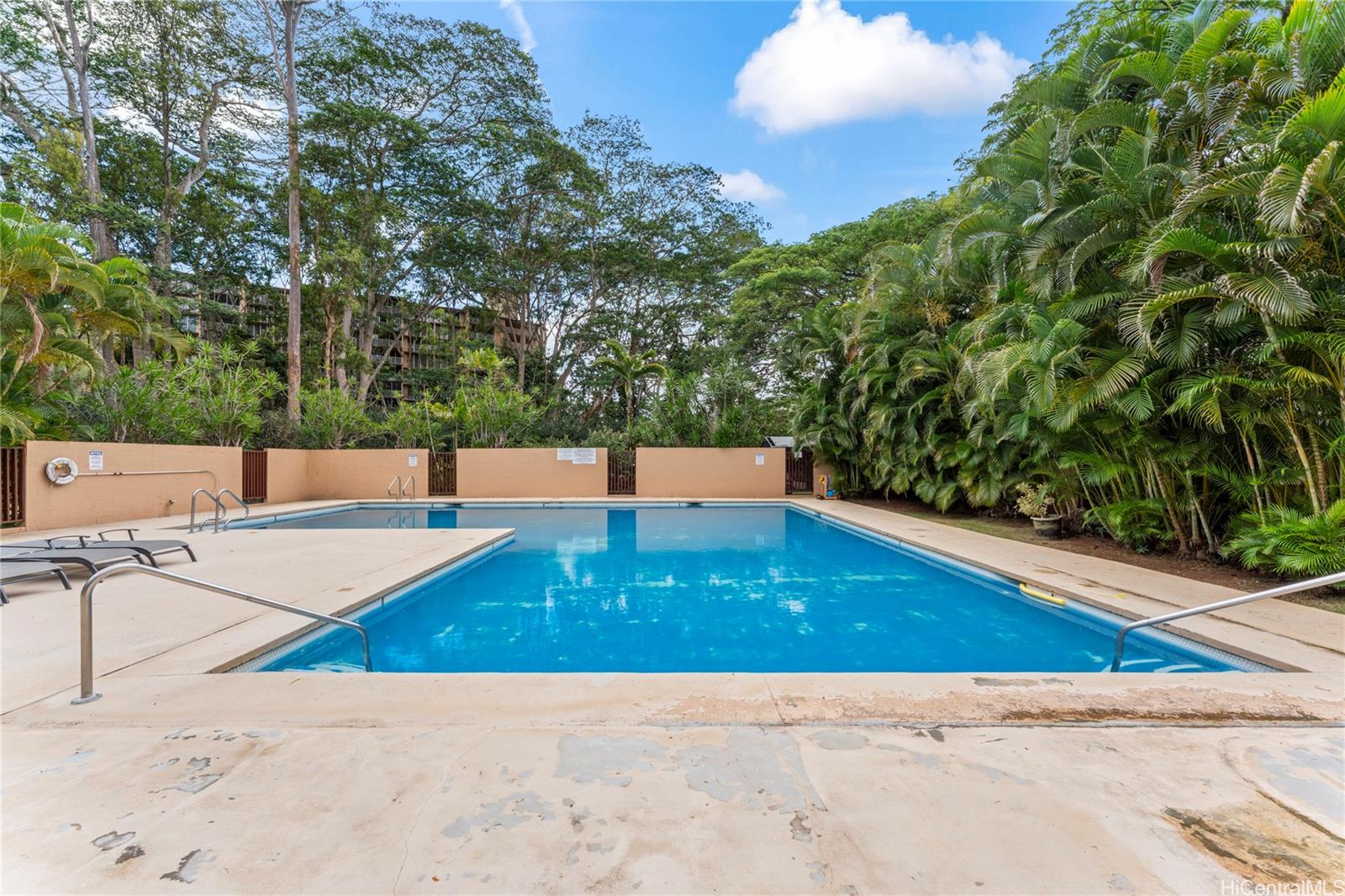 Waikalani Woodlands condo # B701, Mililani, Hawaii - photo 22 of 23
