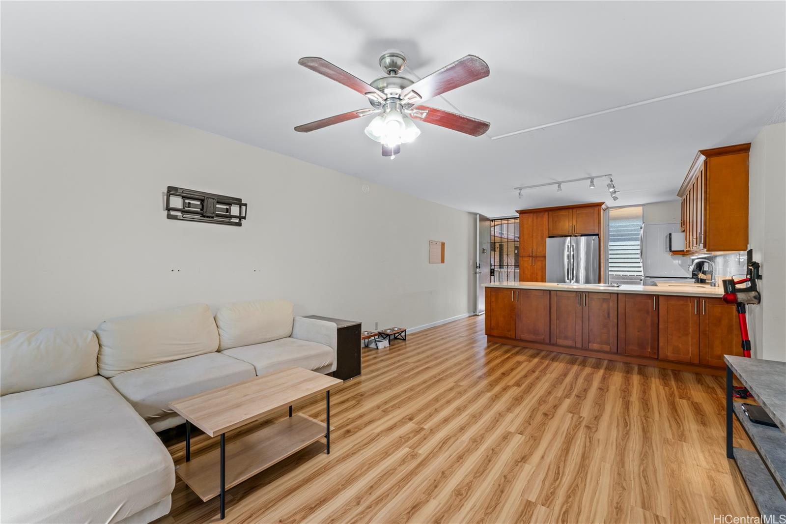 Waikalani Woodlands condo # B701, Mililani, Hawaii - photo 9 of 23