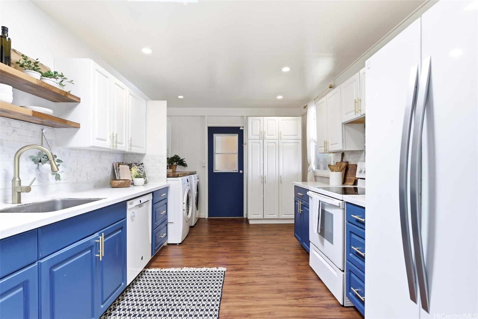 95-265  Hakupokano Loop Mililani Area, Central home - photo 12 of 24