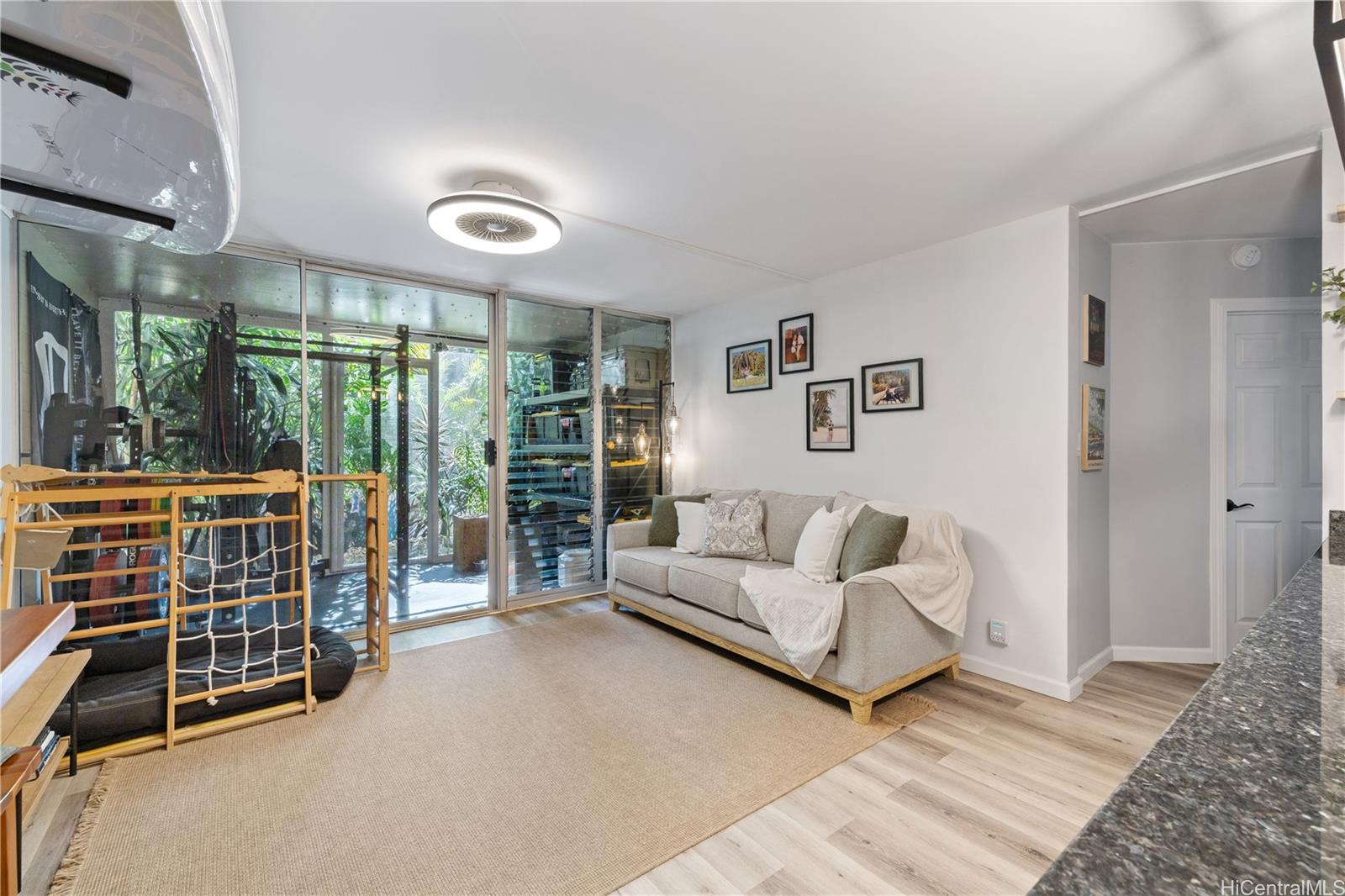 Waikalani Woodlands townhouse # C102, Mililani, Hawaii - photo 3 of 15