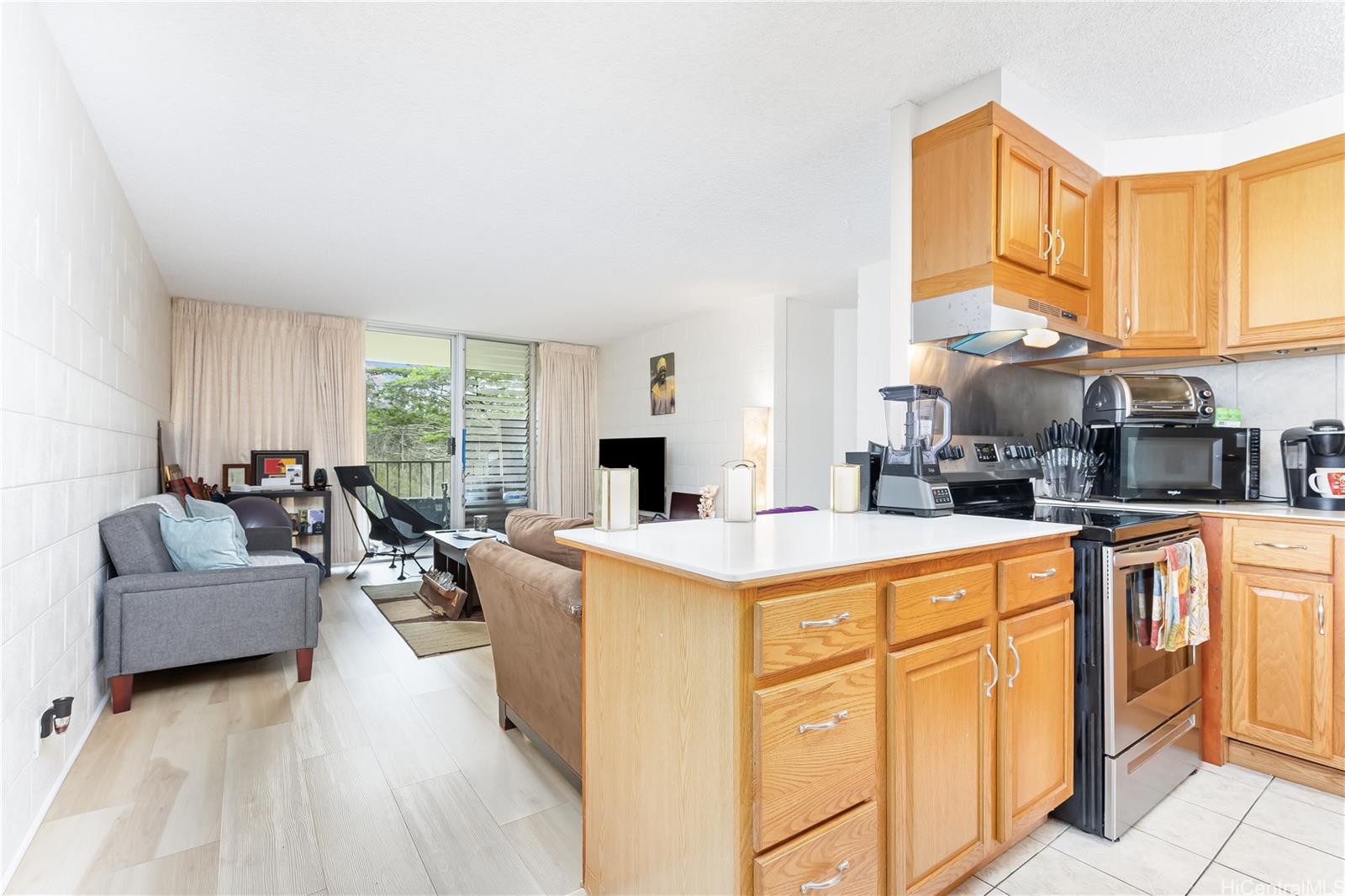 Waikalani Woodlands condo # C1203, Mililani, Hawaii - photo 2 of 14