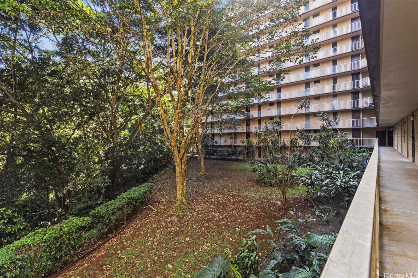 Waikalani Woodlands condo # C202, Mililani, Hawaii - photo 20 of 25