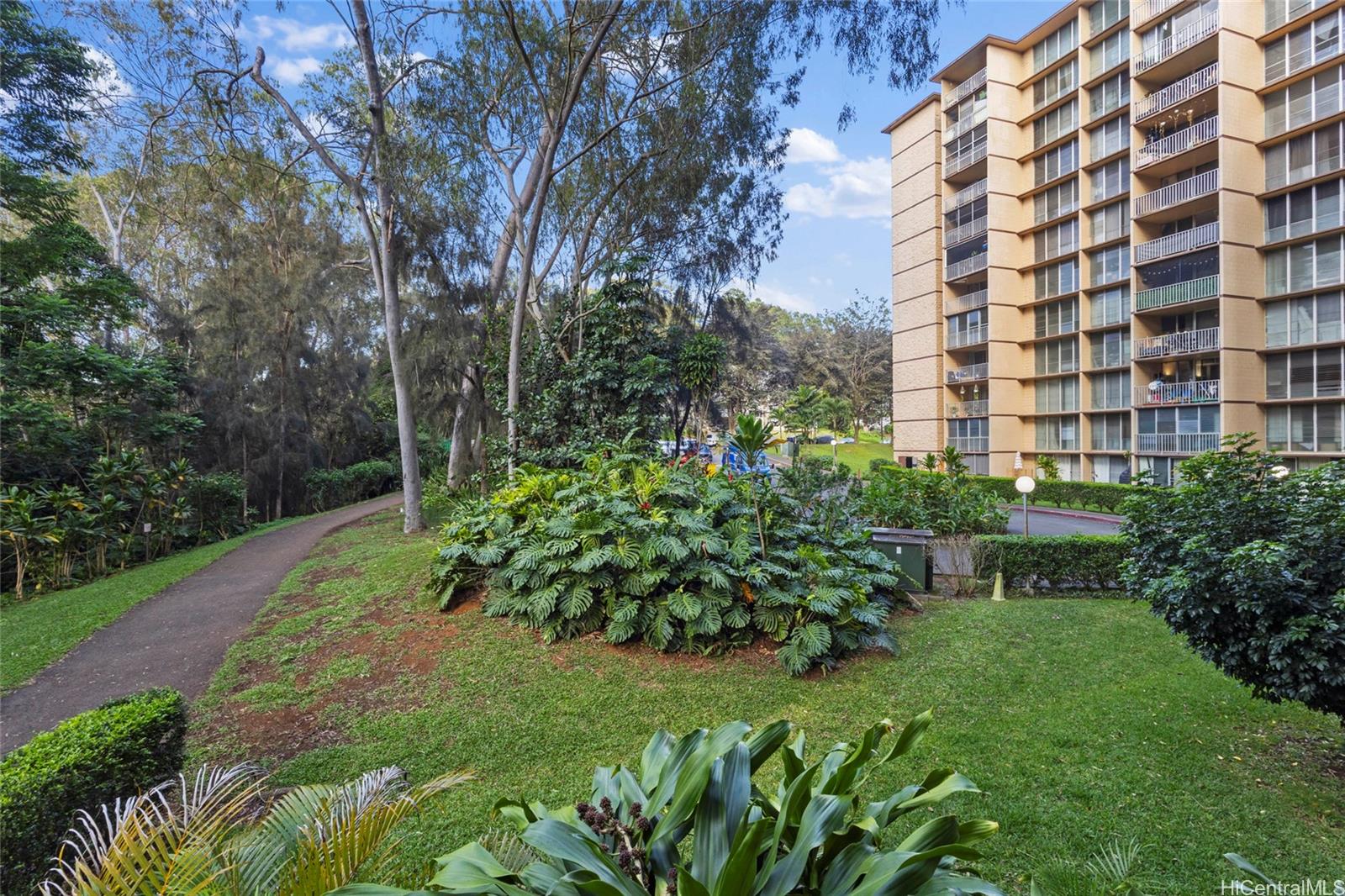 Waikalani Woodlands condo # C202, Mililani, Hawaii - photo 10 of 25