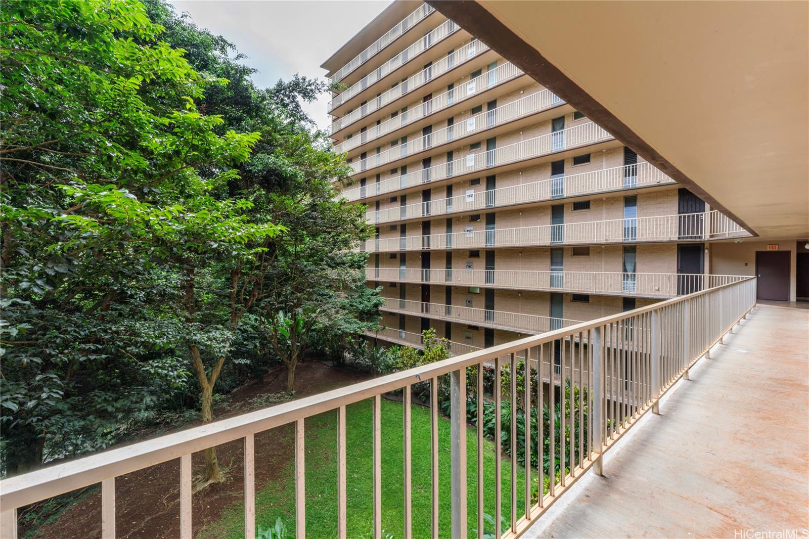 Waikalani Woodlands condo # C404, Mililani, Hawaii - photo 18 of 23