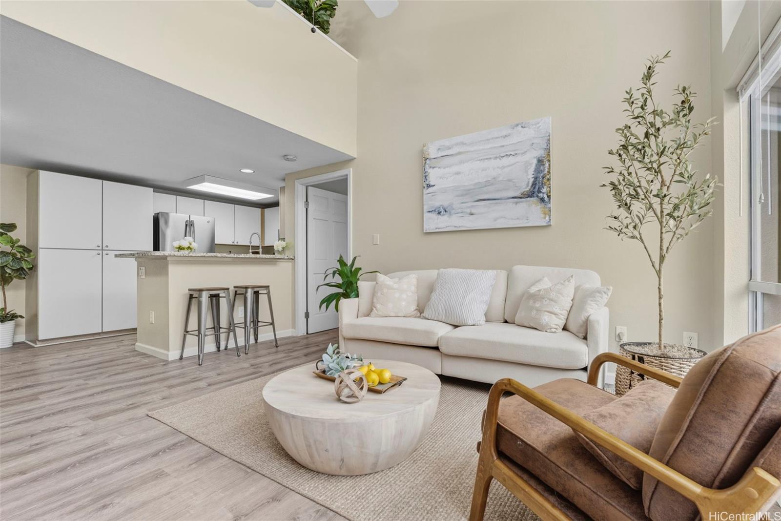 95-270 Waikalani Drive townhouse # B302, Mililani, Hawaii - photo 2 of 25