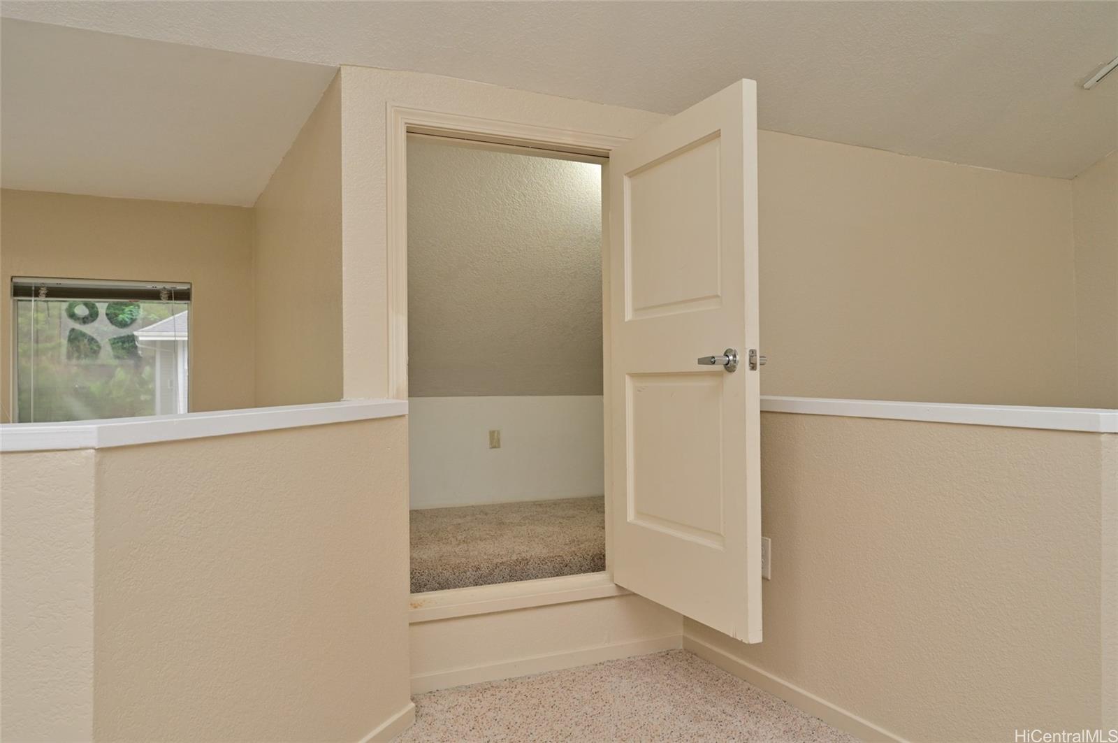 95-270 Waikalani Drive townhouse # B302, Mililani, Hawaii - photo 11 of 25