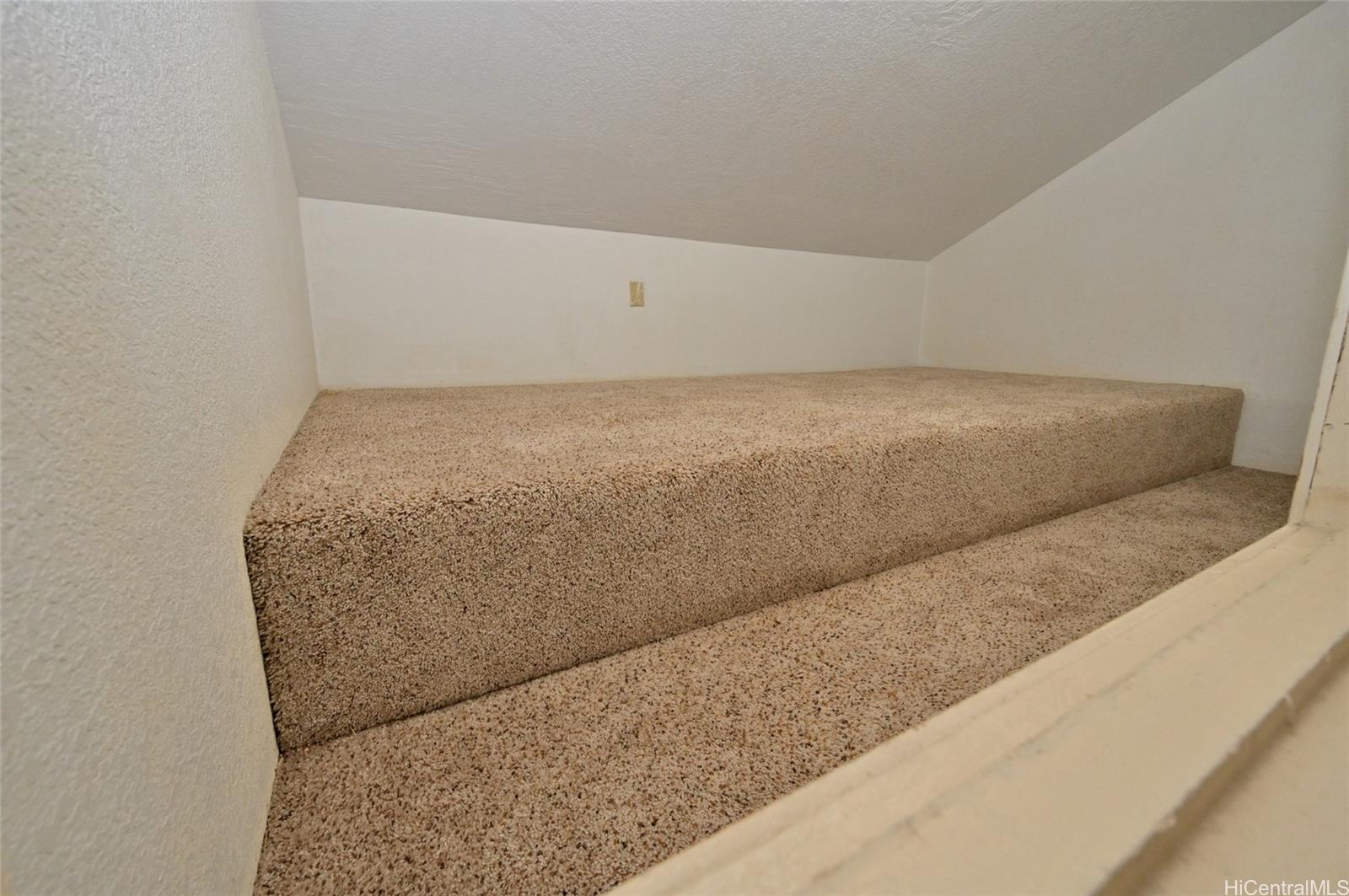 95-270 Waikalani Drive townhouse # B302, Mililani, Hawaii - photo 12 of 25