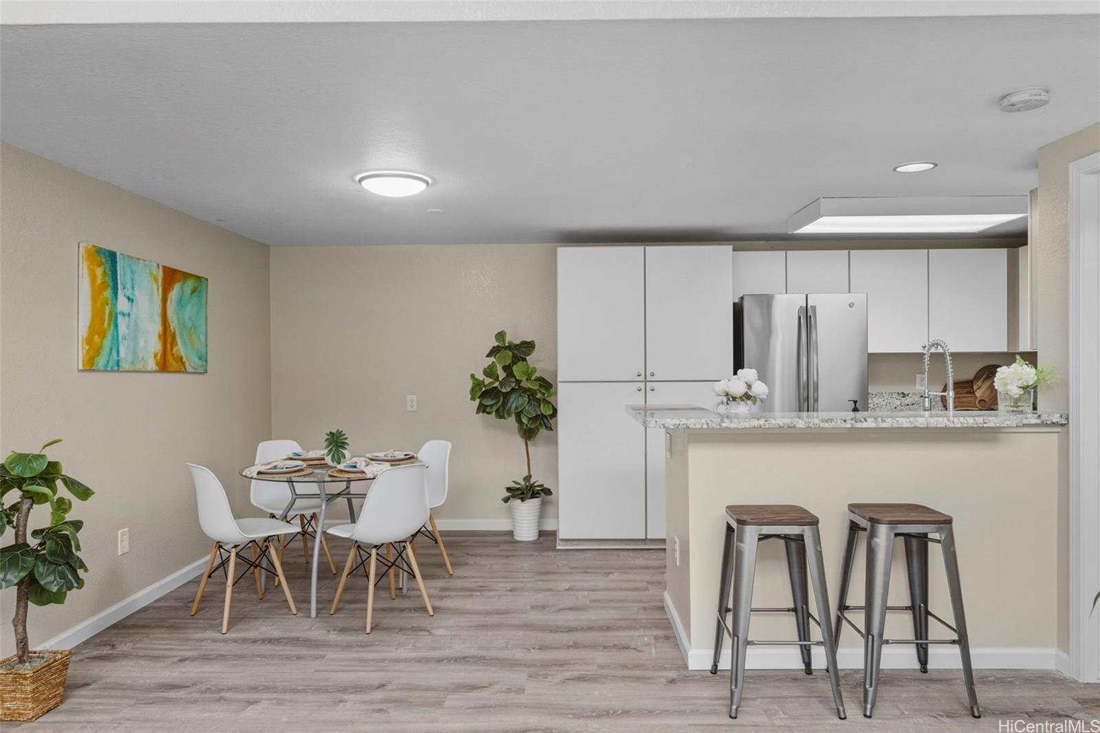 95-270 Waikalani Drive townhouse # B302, Mililani, Hawaii - photo 3 of 25