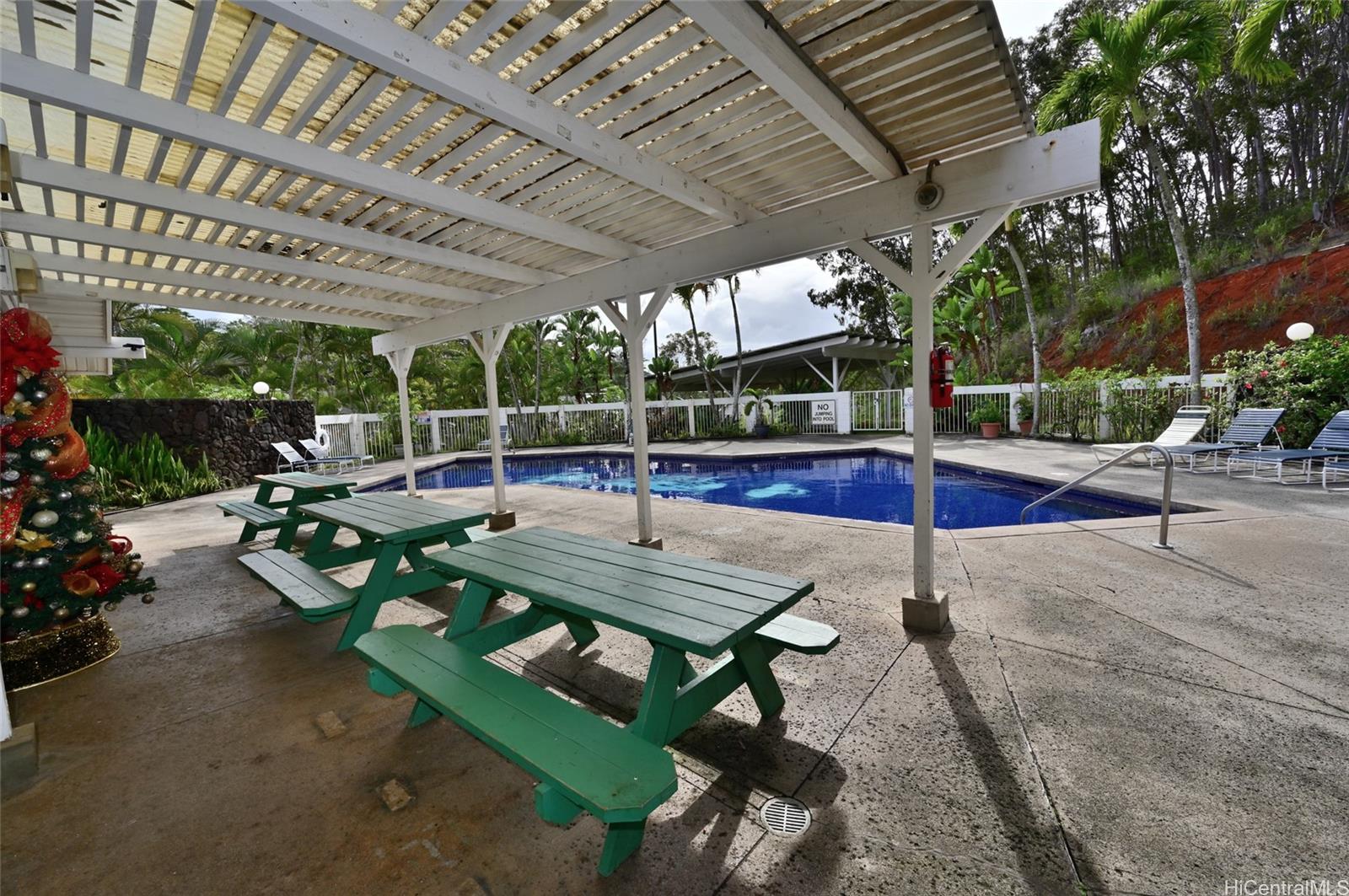 95-270 Waikalani Drive townhouse # B302, Mililani, Hawaii - photo 24 of 25