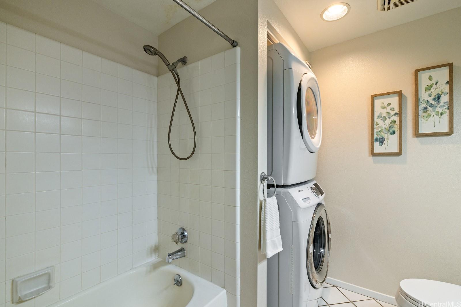 95-270 Waikalani Drive townhouse # C303, Mililani, Hawaii - photo 18 of 25