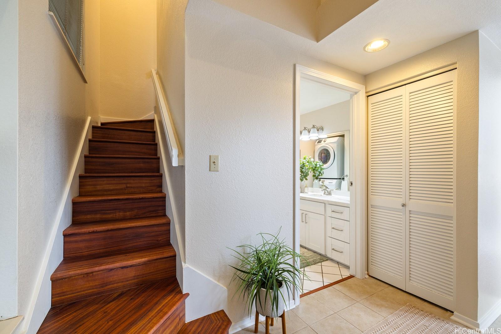 95-270 Waikalani Drive townhouse # C303, Mililani, Hawaii - photo 22 of 25