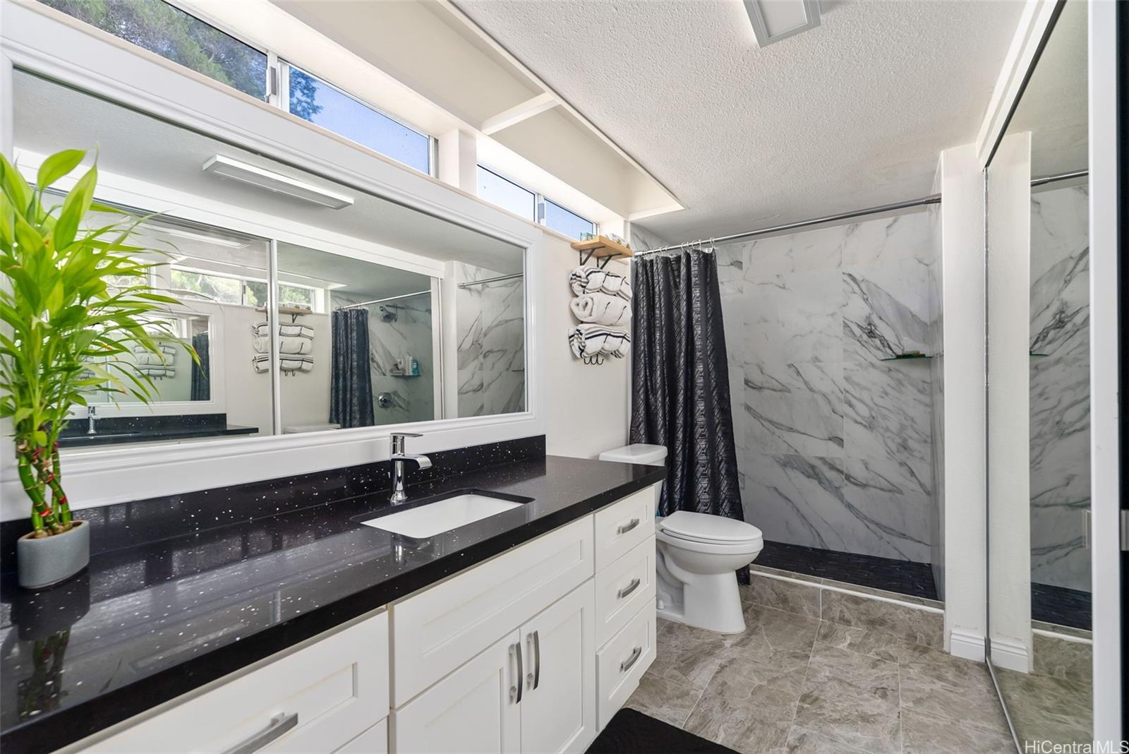 Evergreen Terrace condo # F201, Mililani, Hawaii - photo 16 of 24