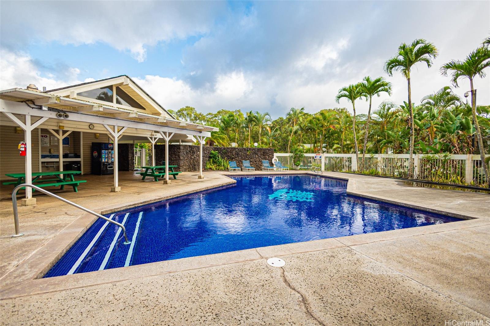 Evergreen Terrace condo # L104, Mililani, Hawaii - photo 19 of 25