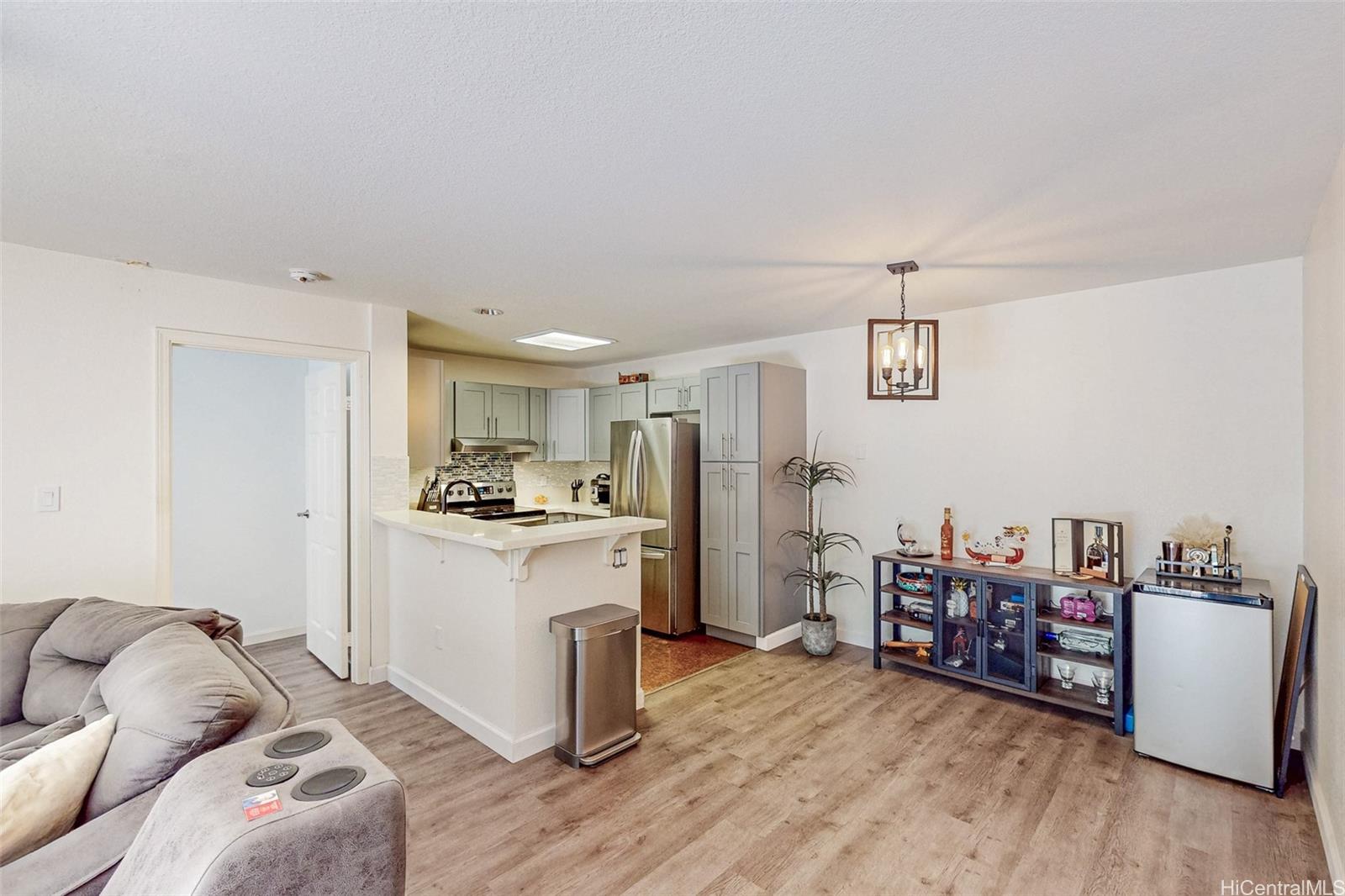 Evergreen Terrace condo # L104, Mililani, Hawaii - photo 3 of 25