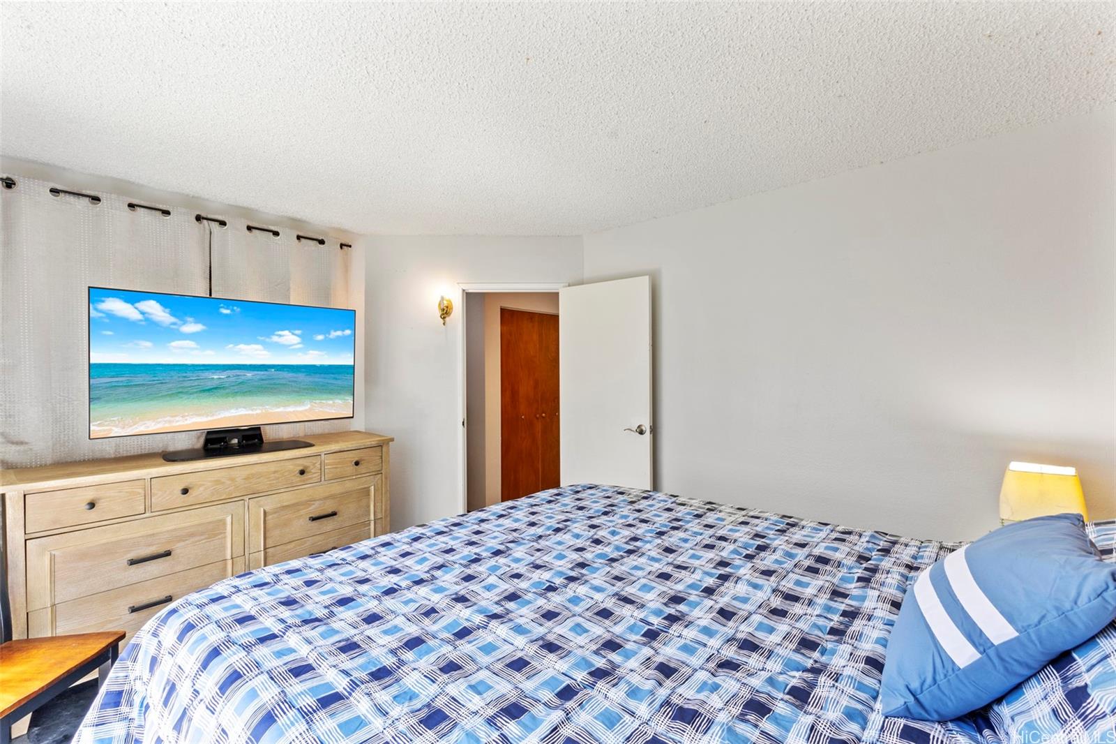 Waikalani Woodlands condo # D201, Mililani, Hawaii - photo 13 of 23