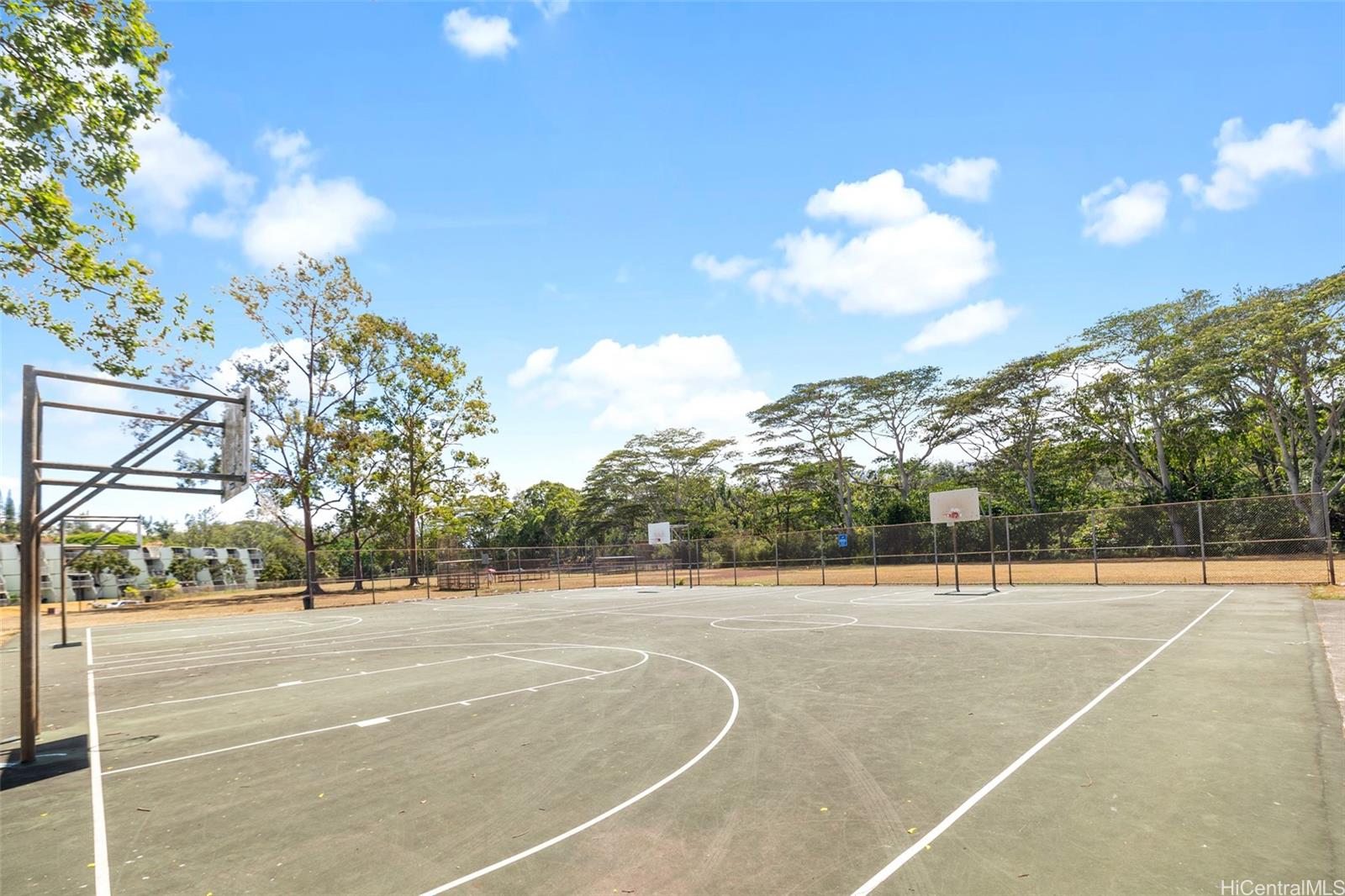 Waikalani Woodlands condo # D201, Mililani, Hawaii - photo 18 of 23