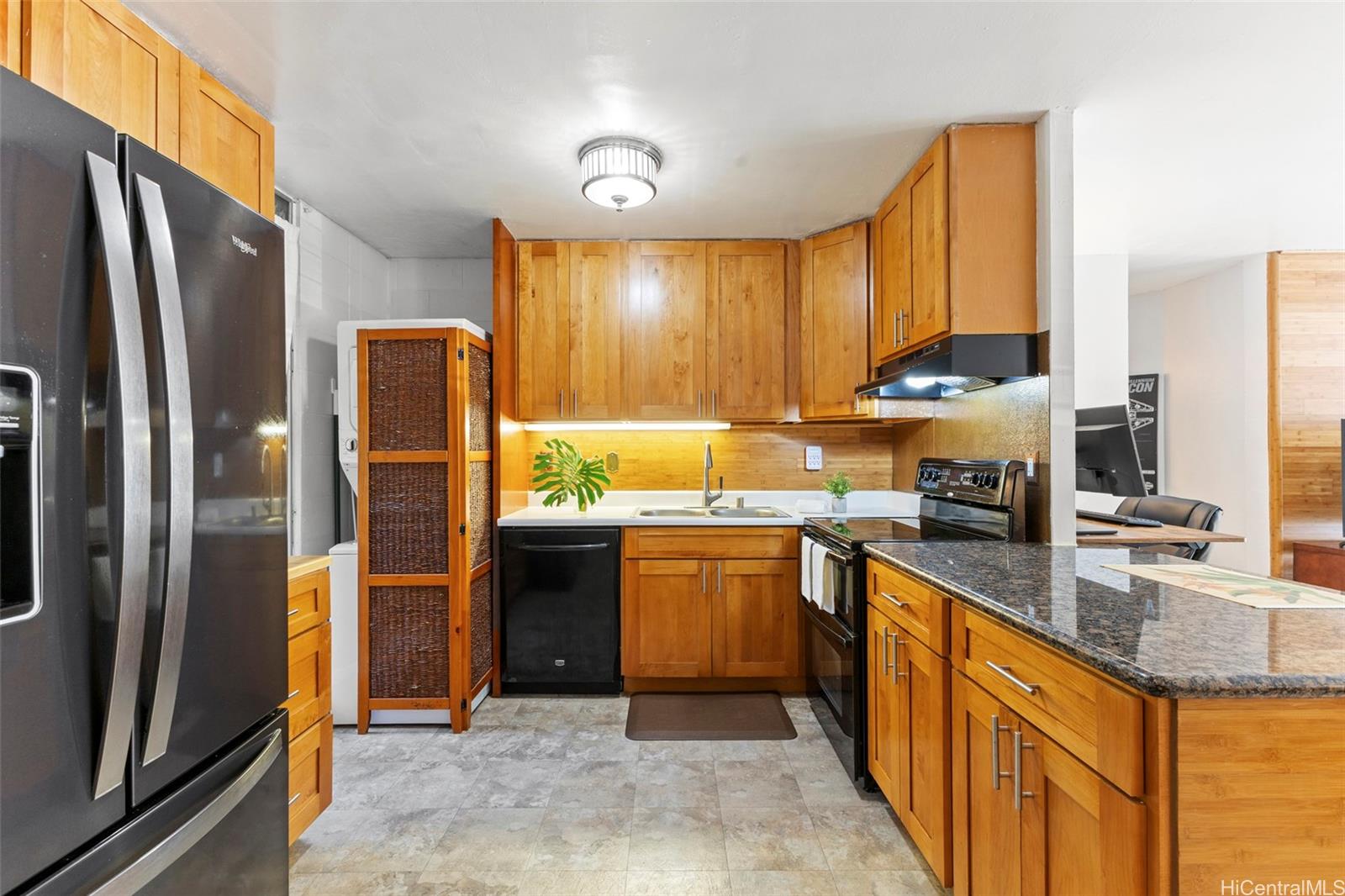 Waikalani Woodlands condo # D201, Mililani, Hawaii - photo 7 of 23