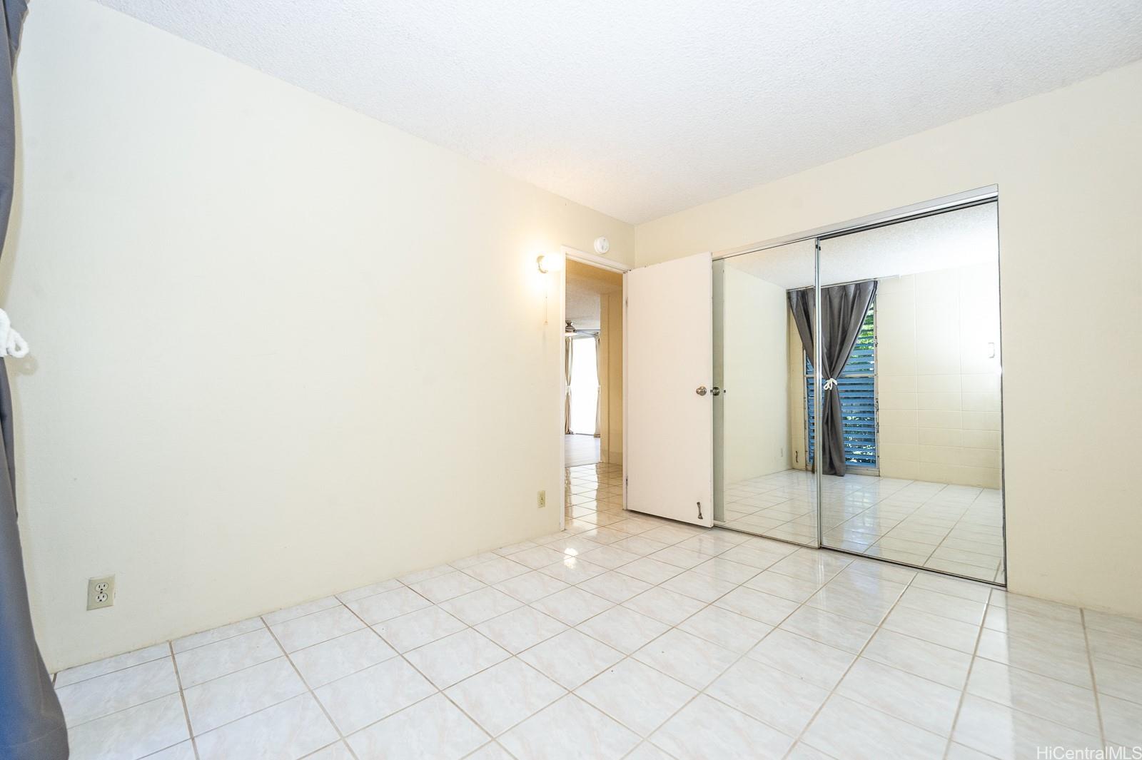 Waikalani Woodlands condo # D402, Mililani, Hawaii - photo 11 of 16