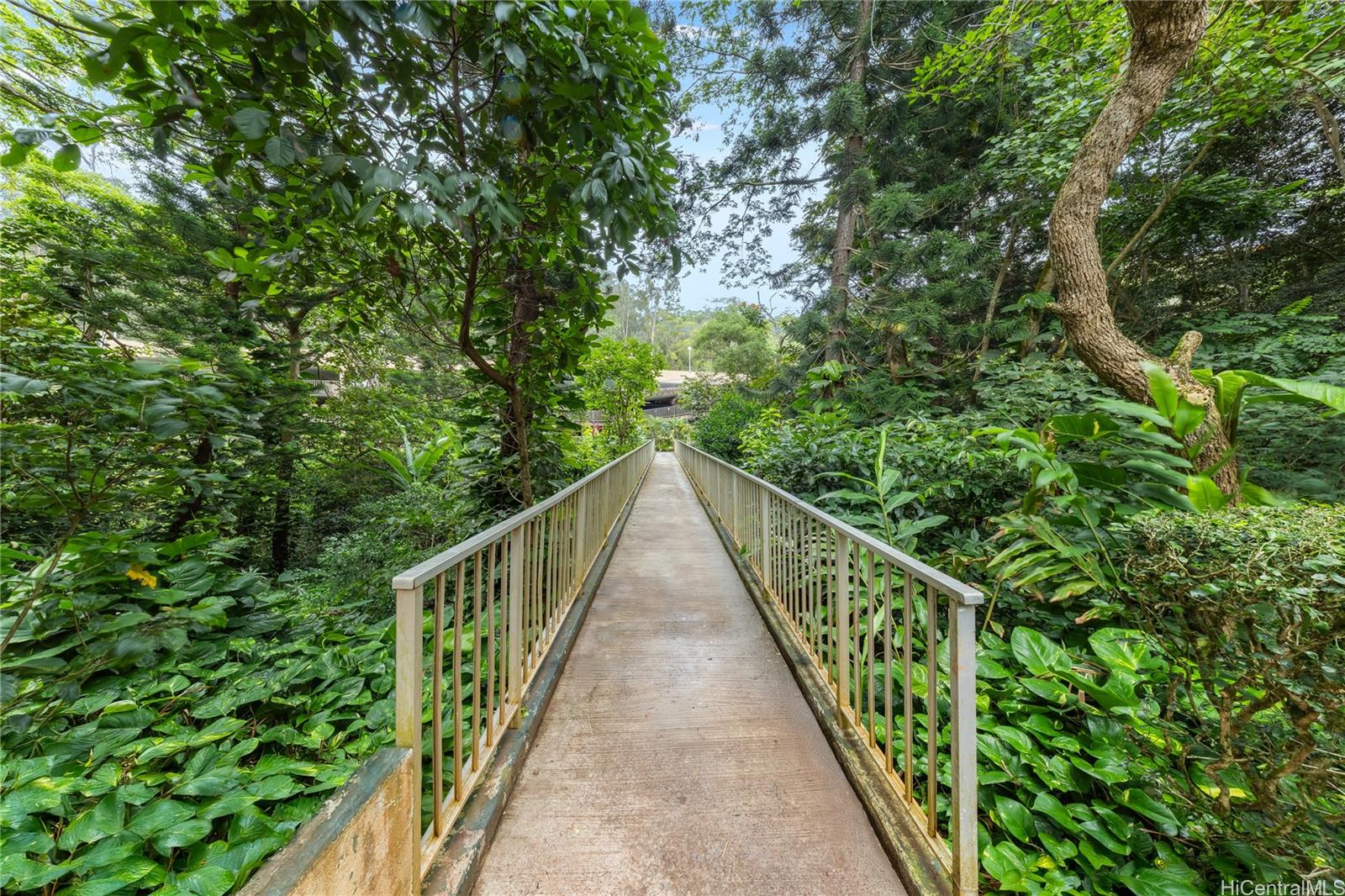 Waikalani Woodlands condo # D501, Mililani, Hawaii - photo 18 of 22