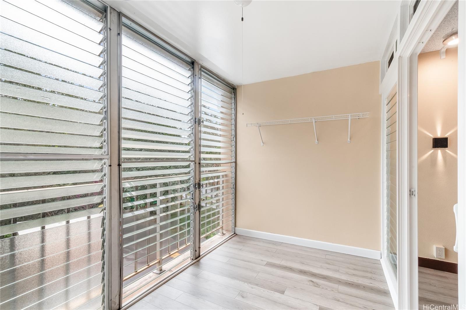 Waikalani Woodlands condo # D501, Mililani, Hawaii - photo 8 of 22