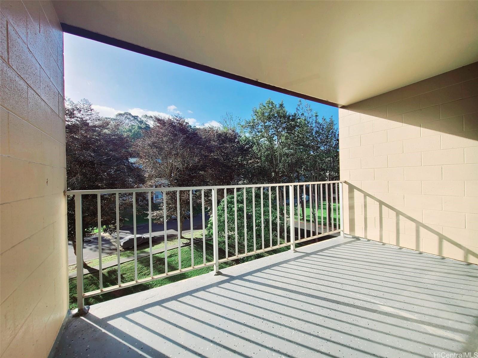 Waikalani Woodlands 2 condo # D 502, Mililani, Hawaii - photo 7 of 24