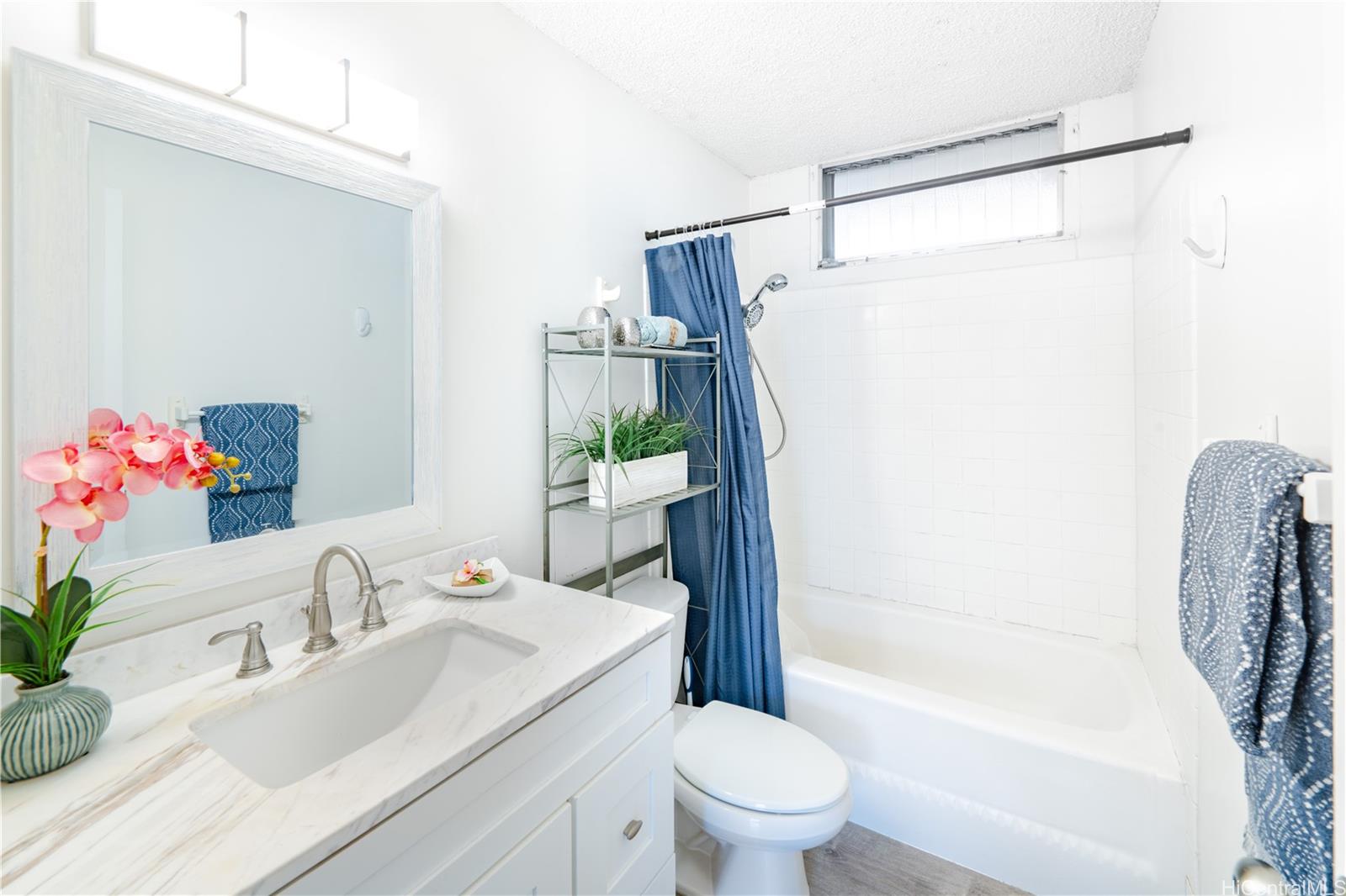 Waikalani Woodlands condo # D601, Mililani, Hawaii - photo 5 of 12